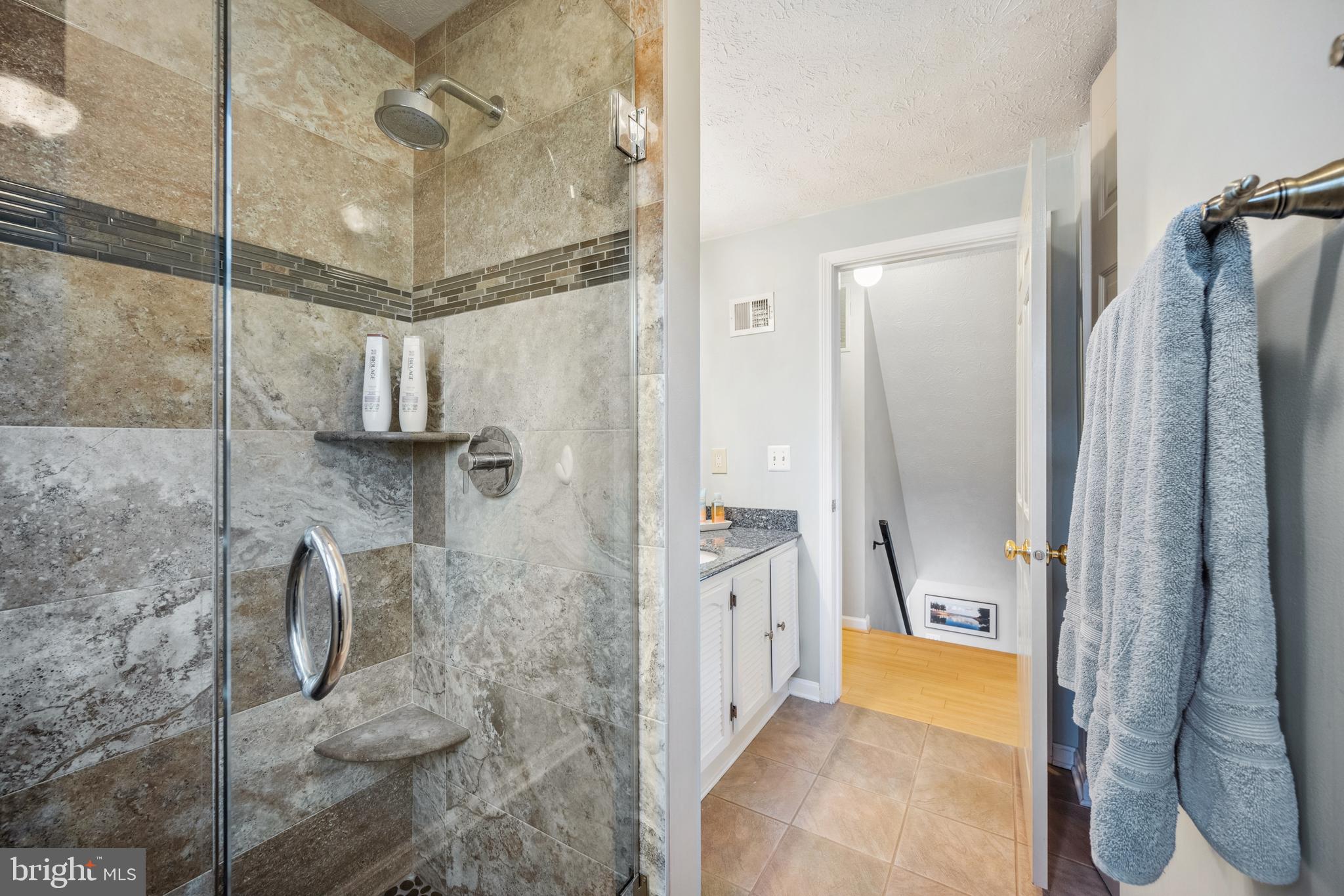 FAIRFAX CLUB ESTATES - Residential