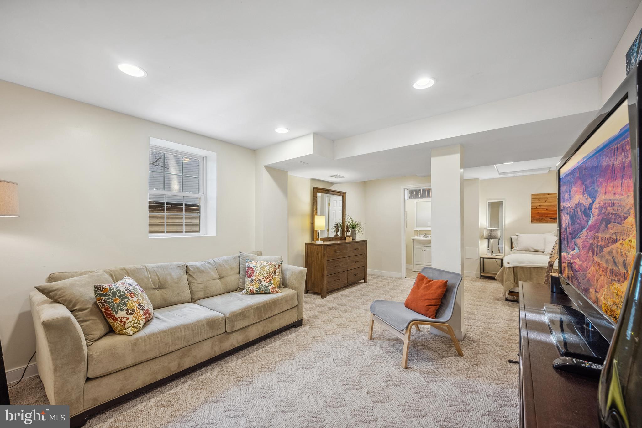 FAIRFAX CLUB ESTATES - Residential