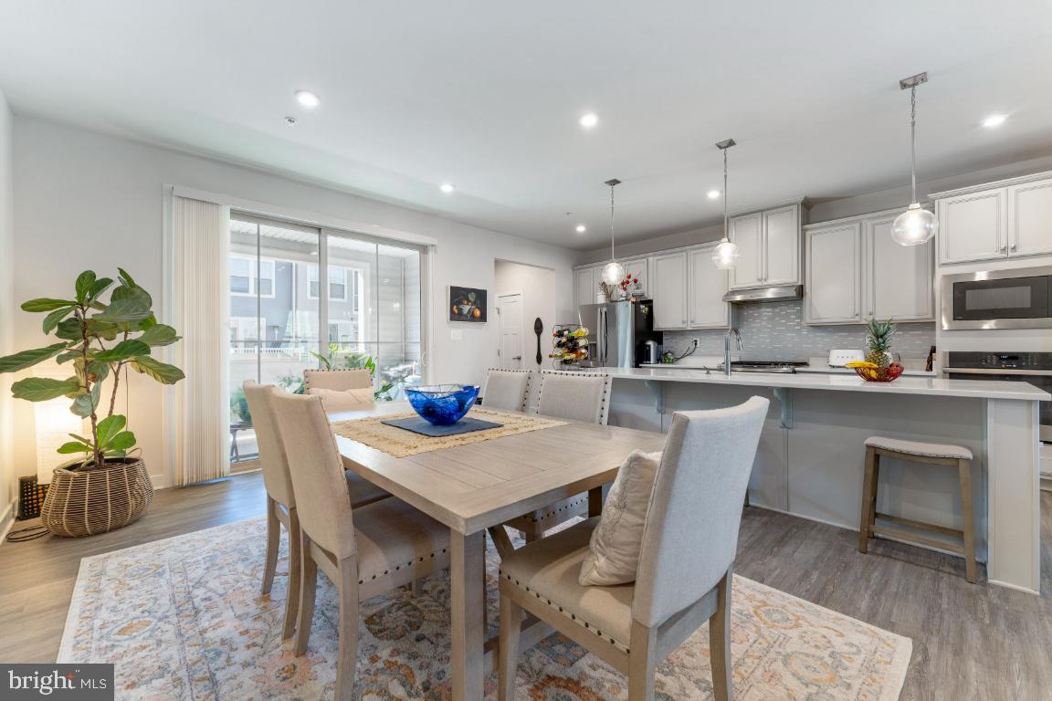 VILLAGES OF URBANA - Residential