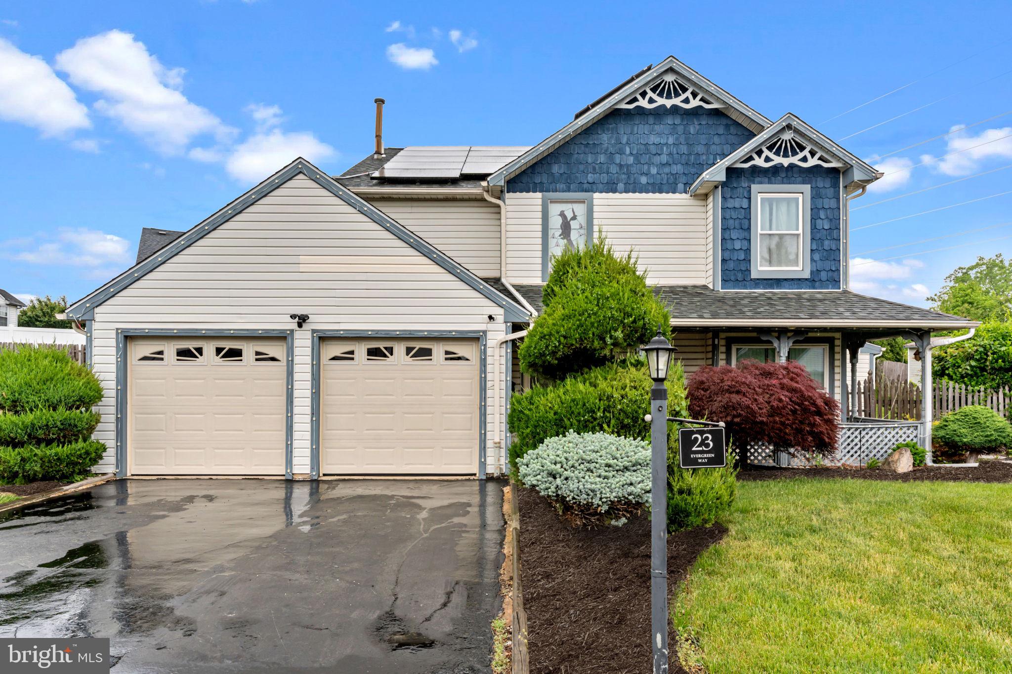 23 EVERGREEN WAY