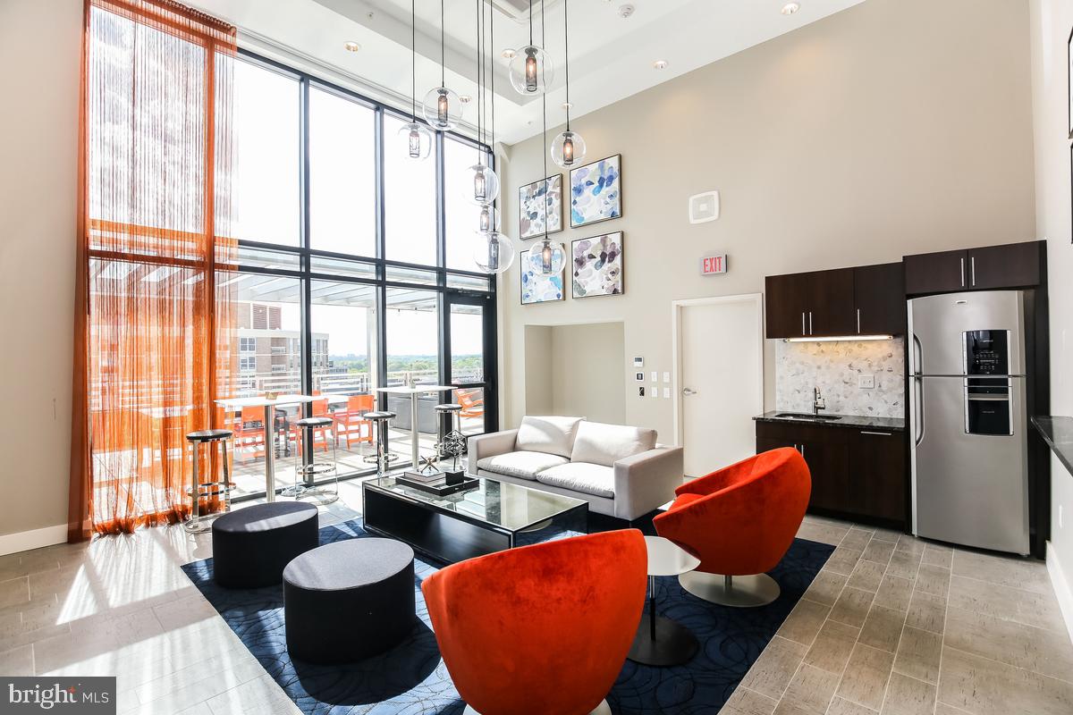 DOWNTOWN SILVER SPRING - Residential