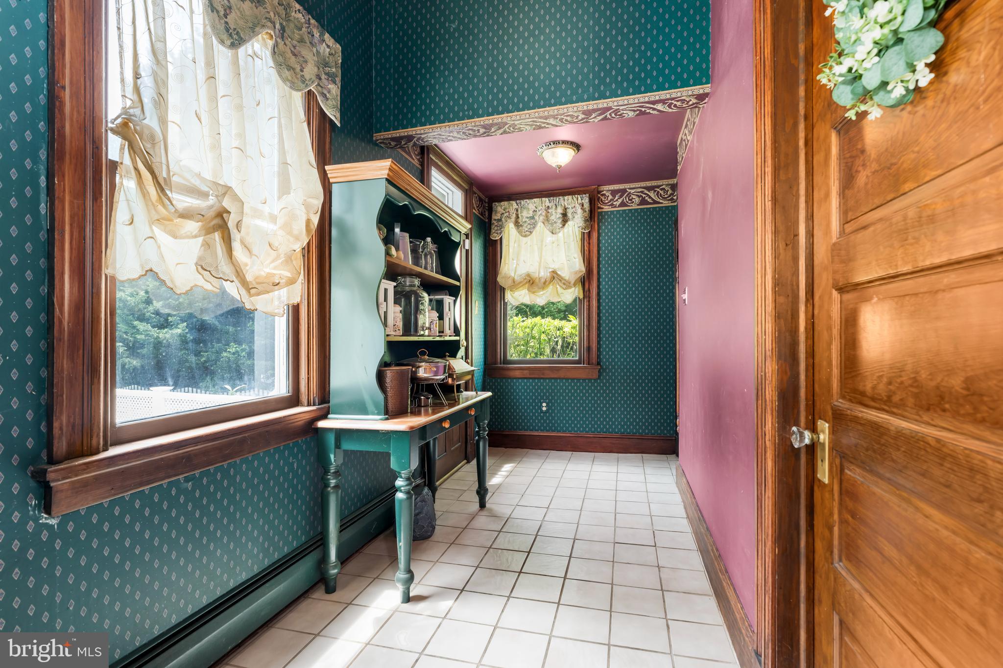 BAUERNSCHMIDT MANOR - Residential