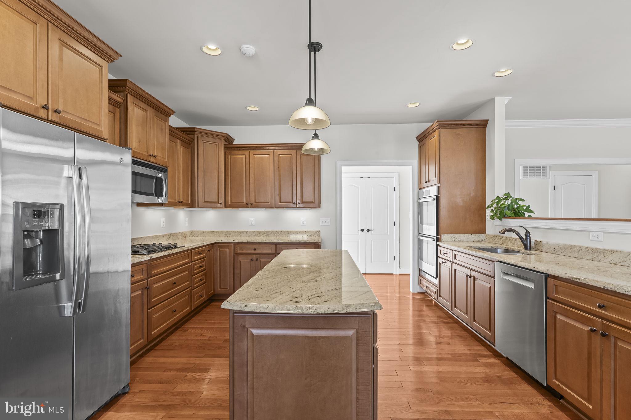 LEONARDS GRANT - Residential