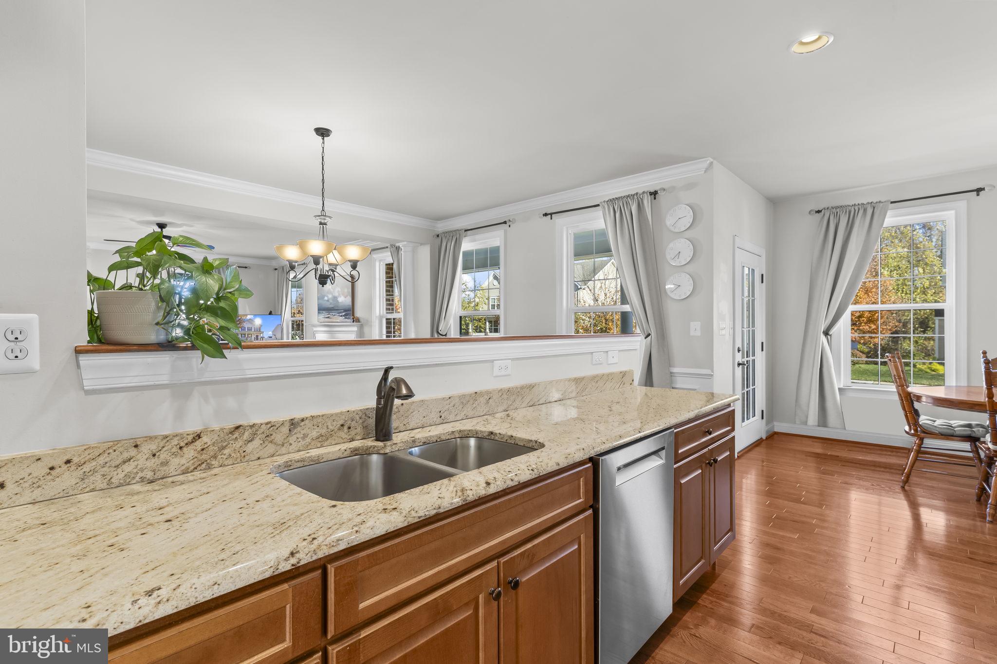 LEONARDS GRANT - Residential