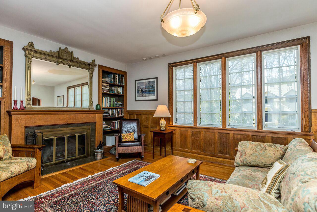 ROLAND PARK - Residential