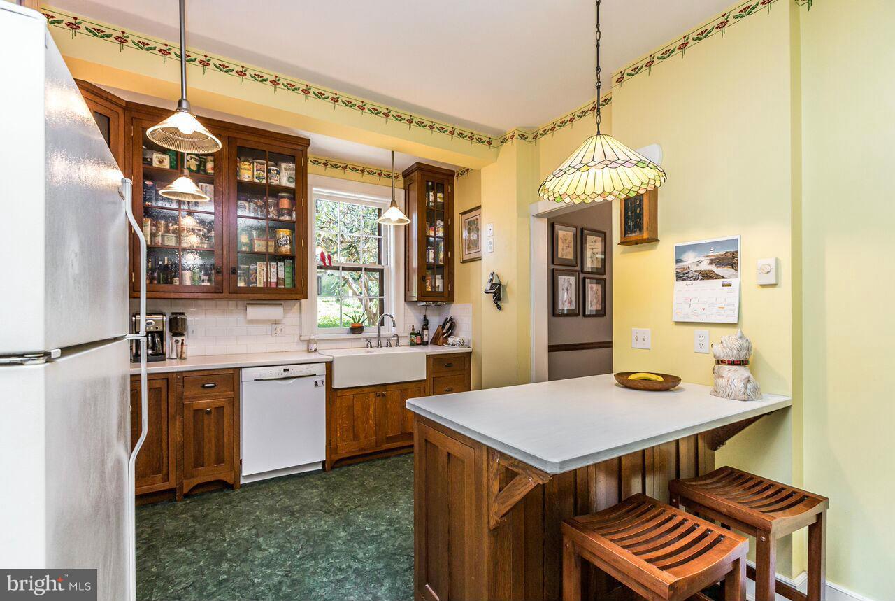 ROLAND PARK - Residential