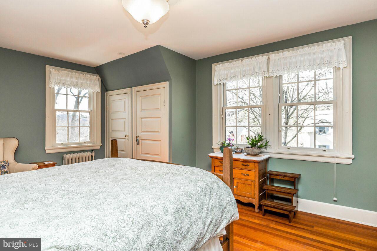 ROLAND PARK - Residential