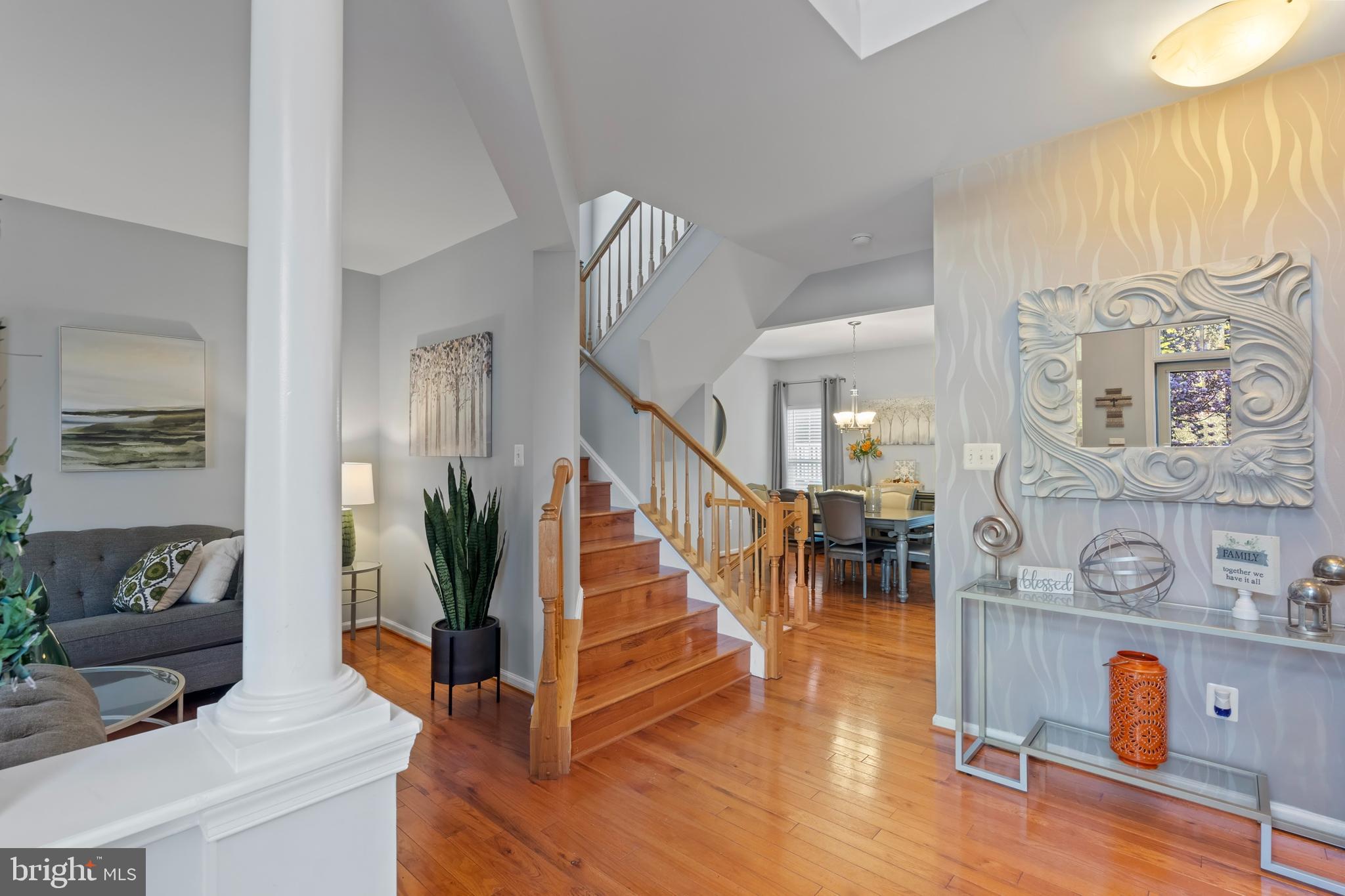 843 QUEENS PARK DRIVE