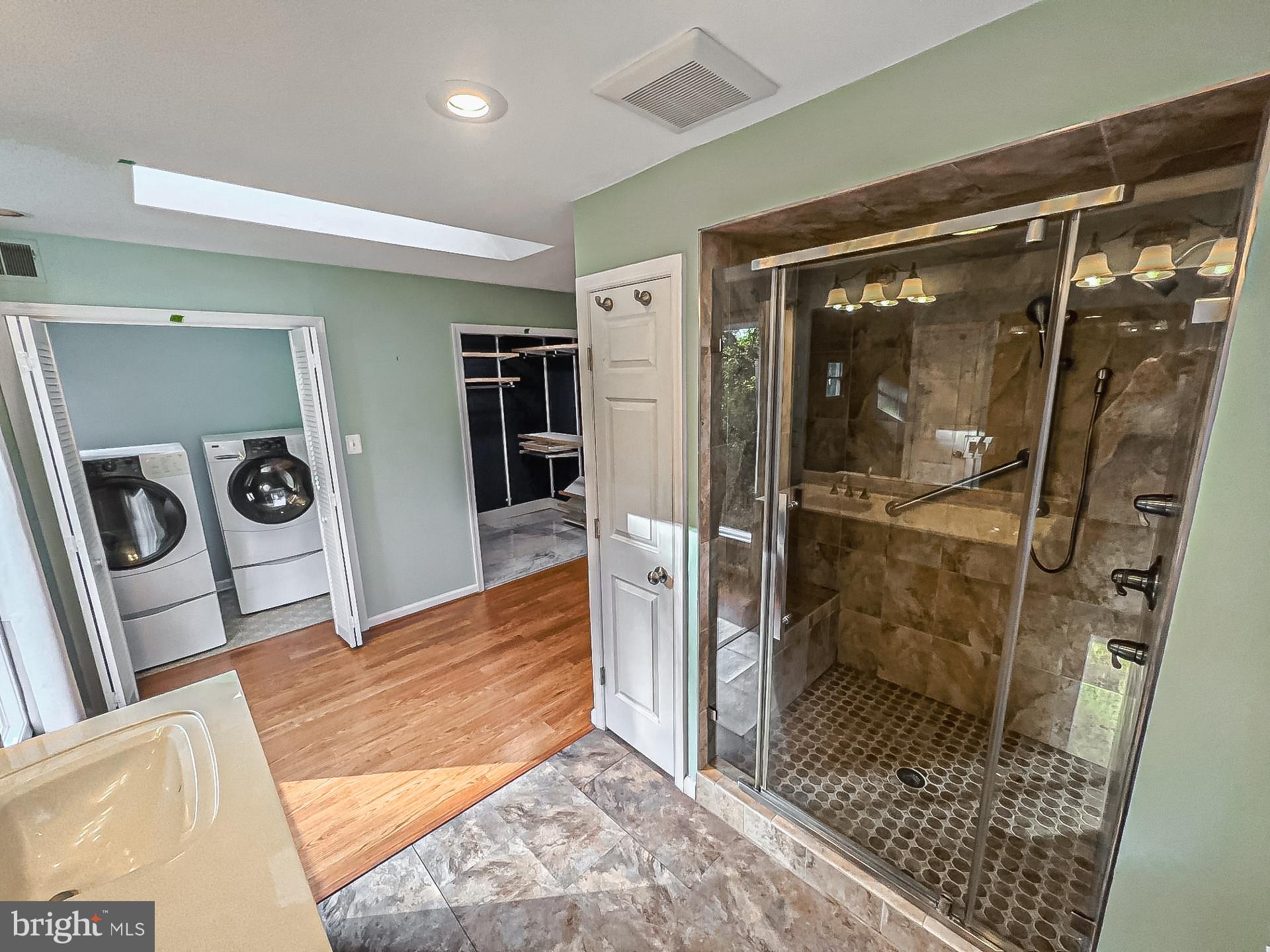 VIENNA - Residential Lease