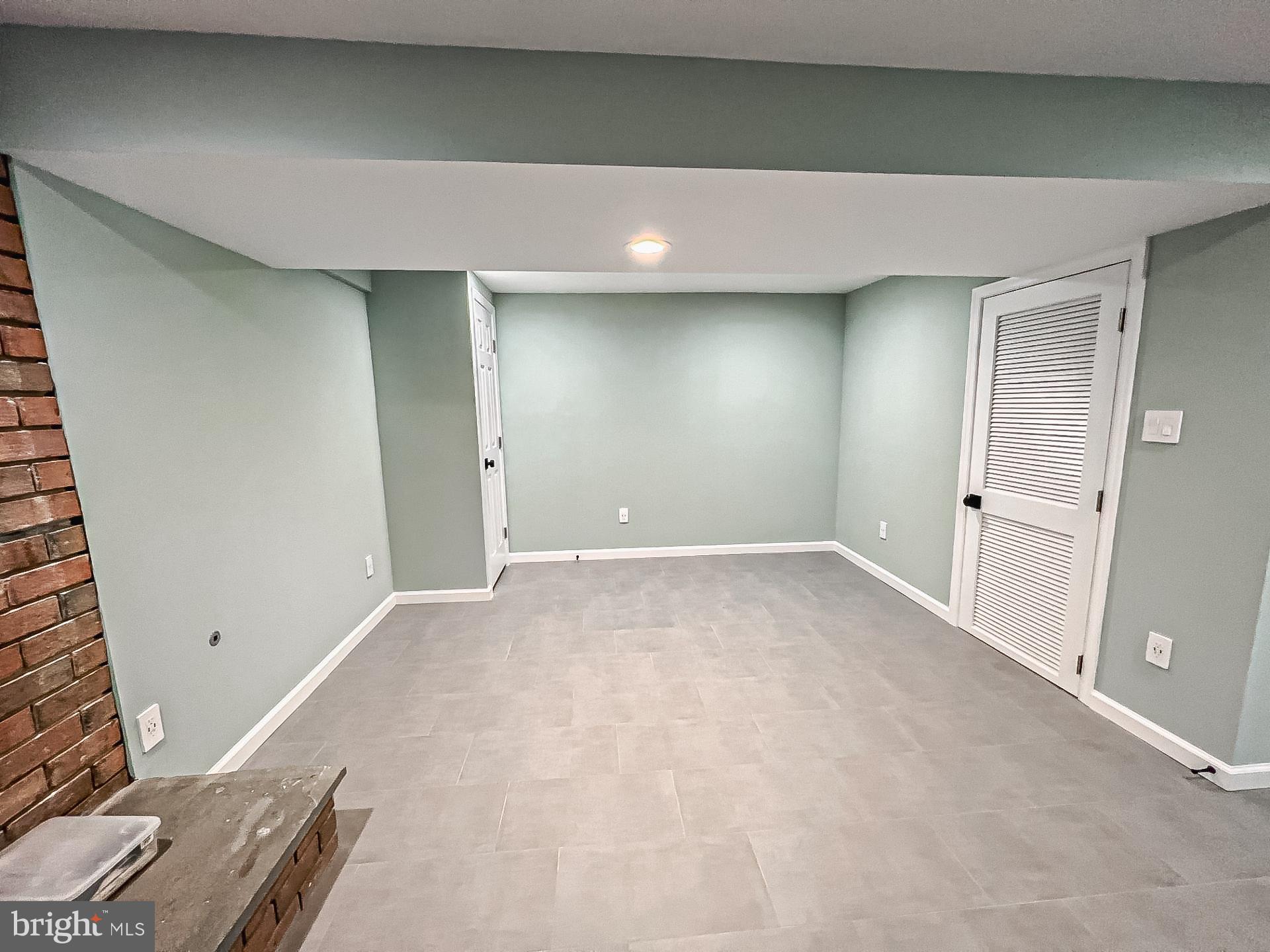 VIENNA - Residential Lease