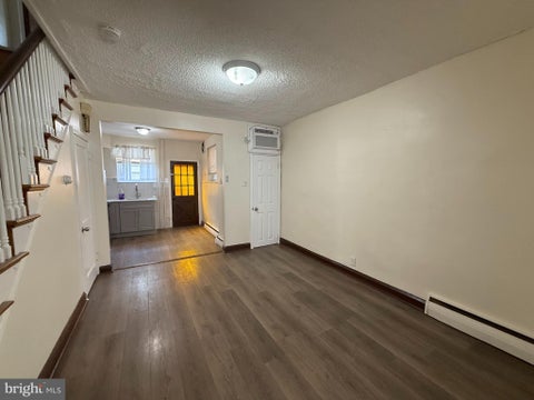 Townhouse For Sale - 2528 S Beulah Street<br/> Philadelphia County, PHILADELPHIA, PA 19148
