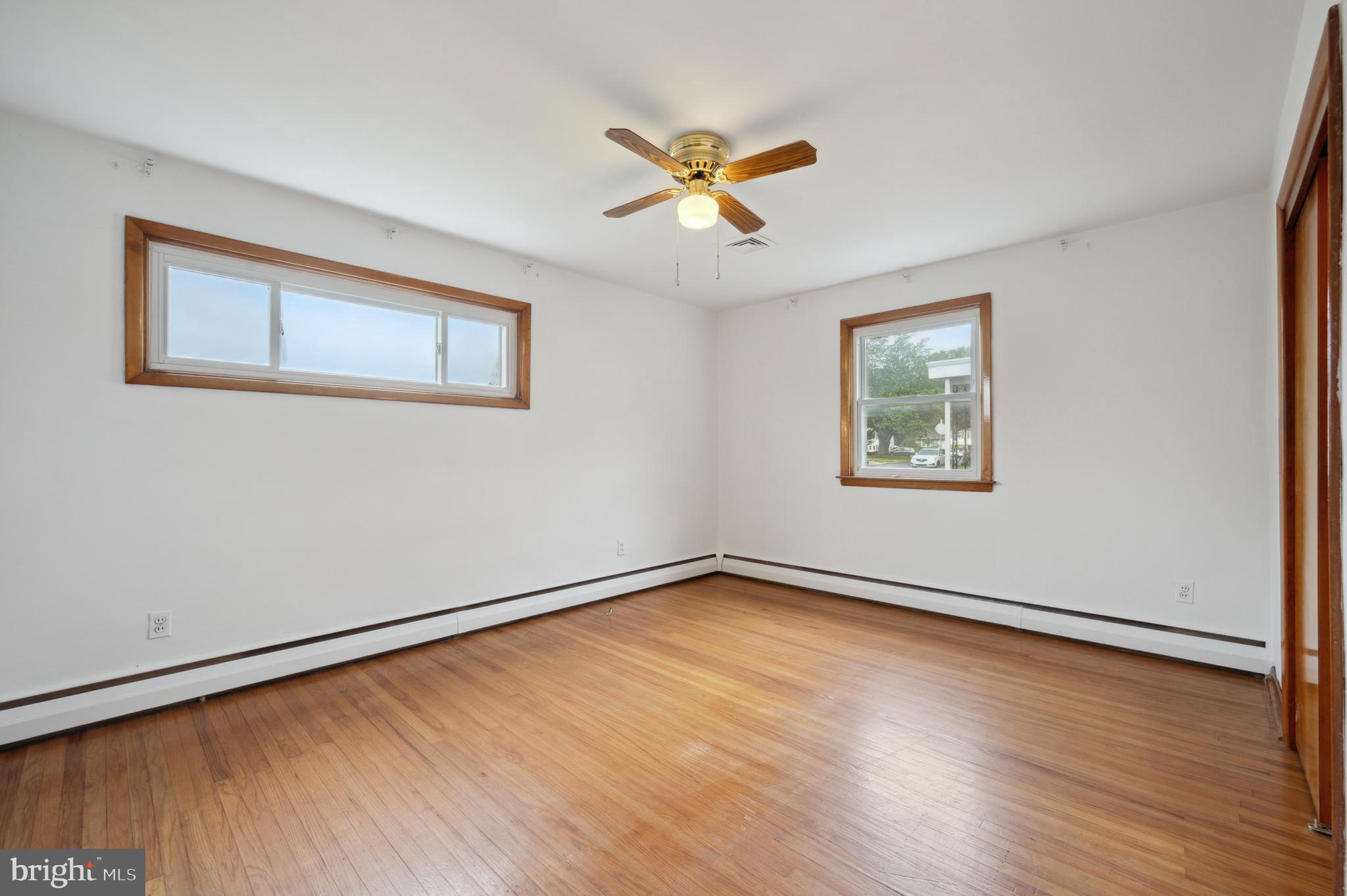 MILMONT PARK - Residential