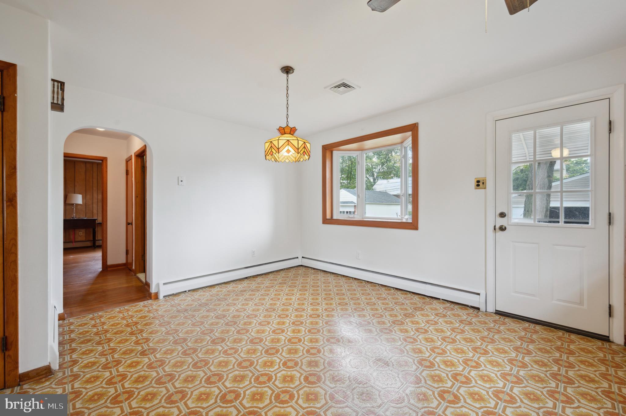 MILMONT PARK - Residential