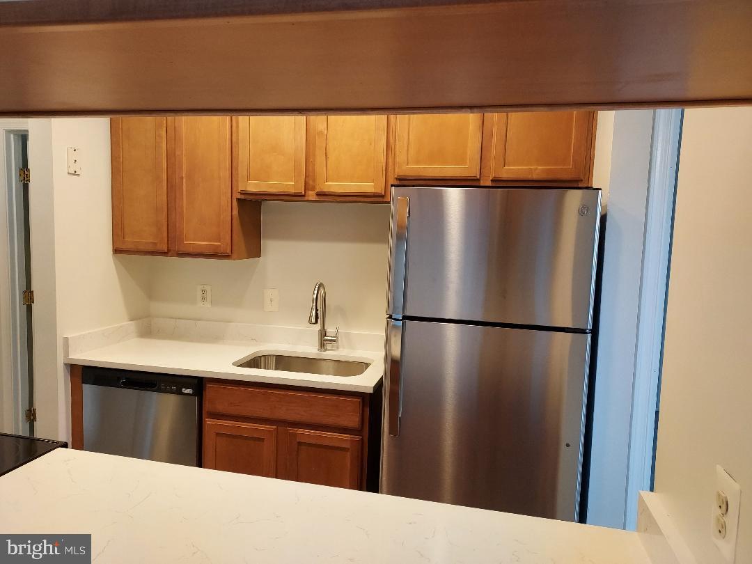 VILLAS AT COUNTRYSIDE - Residential Lease