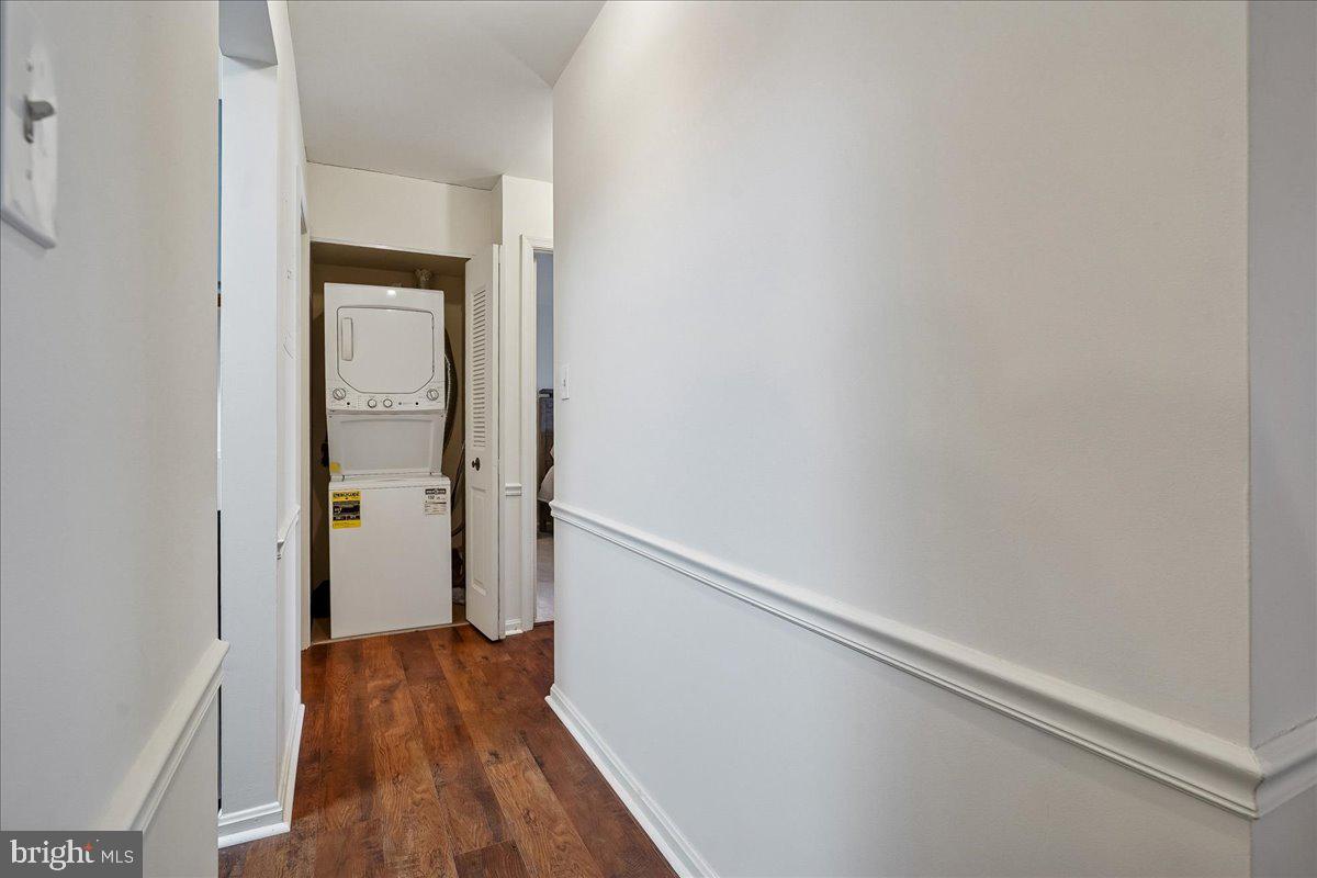 BURKE COVE - Residential