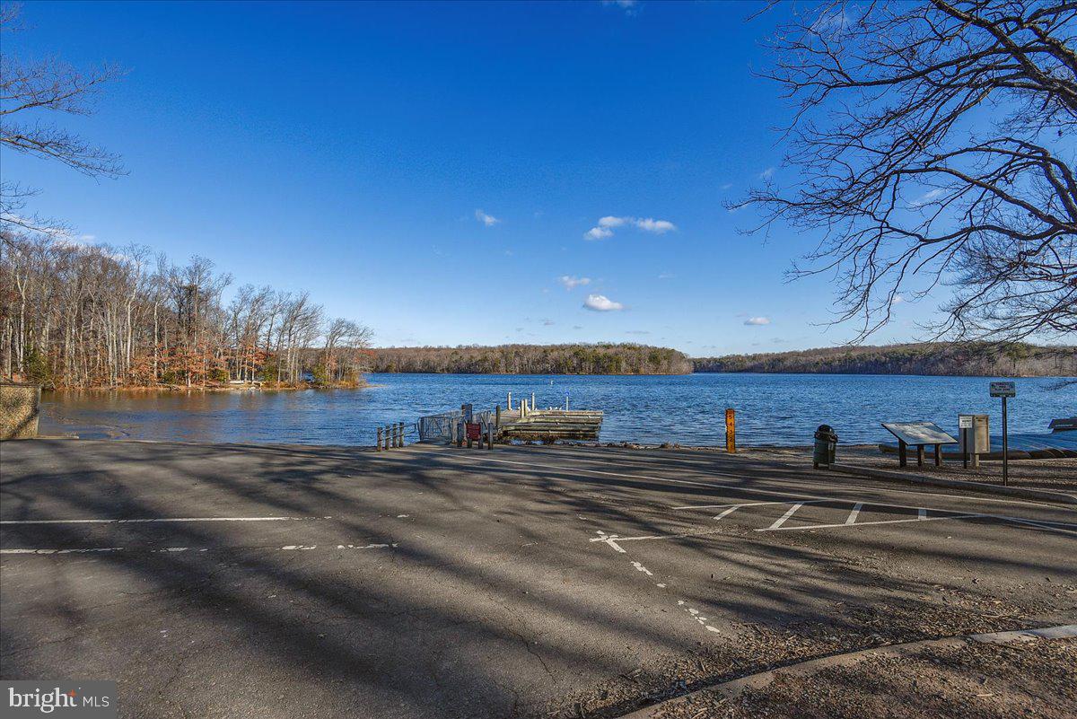 BURKE COVE - Residential