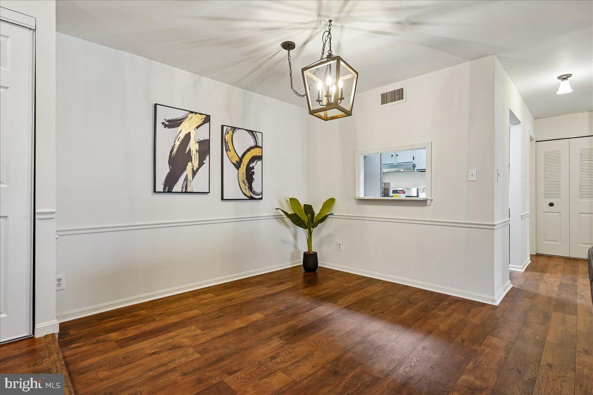 BURKE COVE - Residential