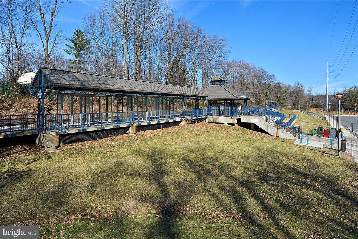 BURKE COVE - Residential