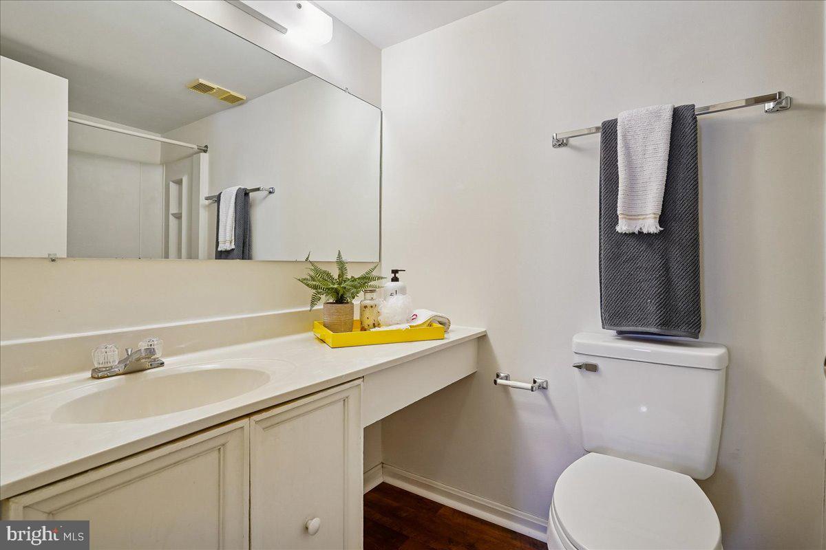 BURKE COVE - Residential