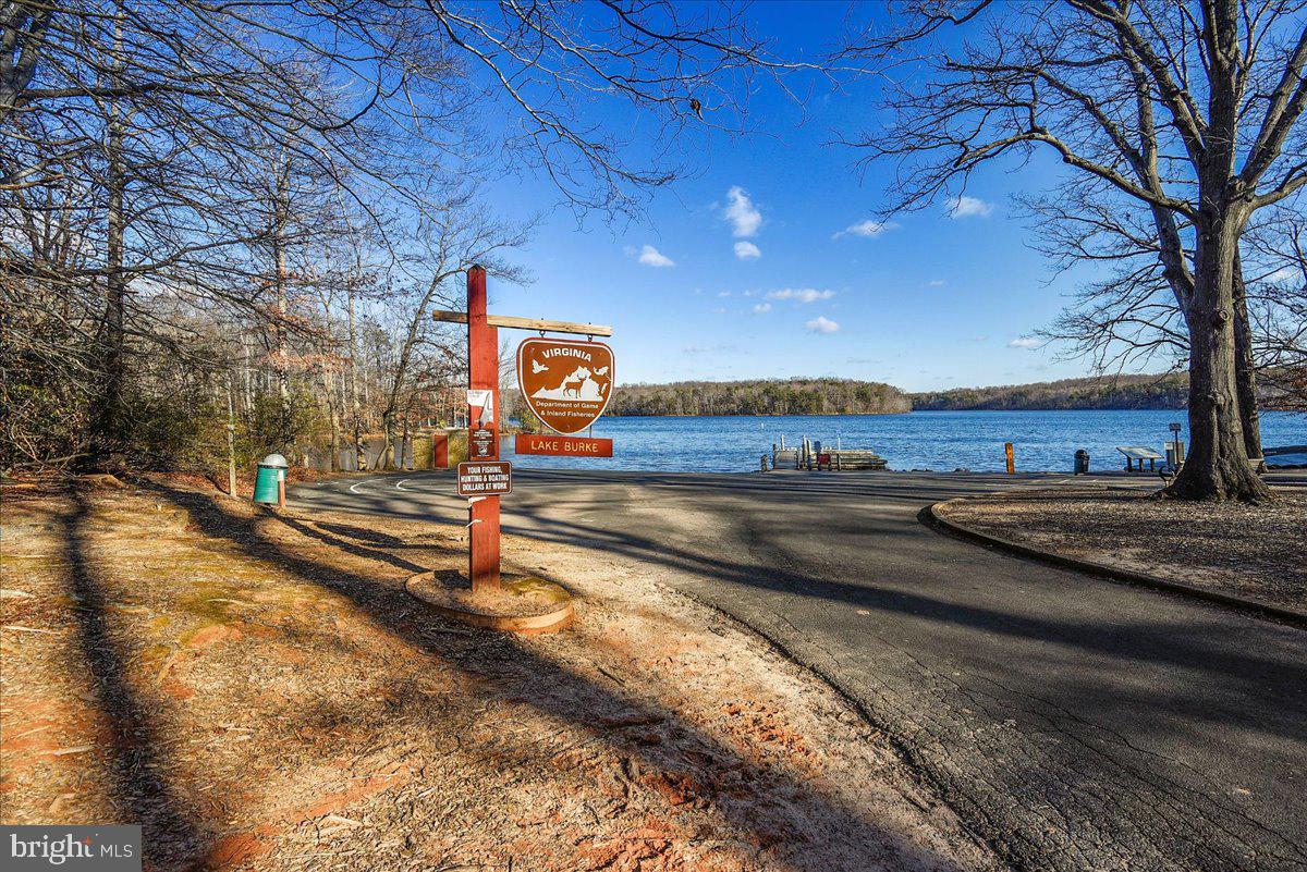 BURKE COVE - Residential