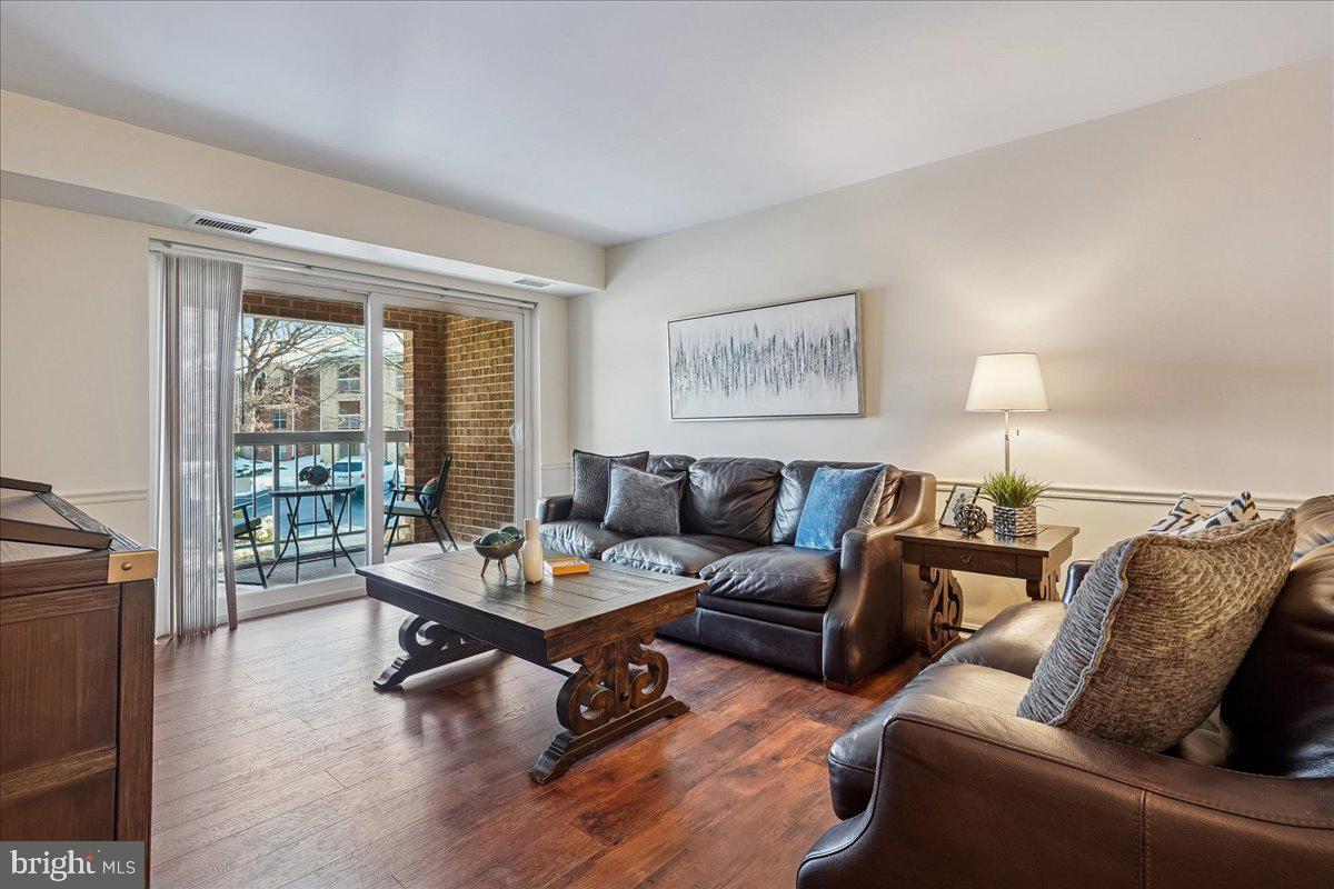 BURKE COVE - Residential