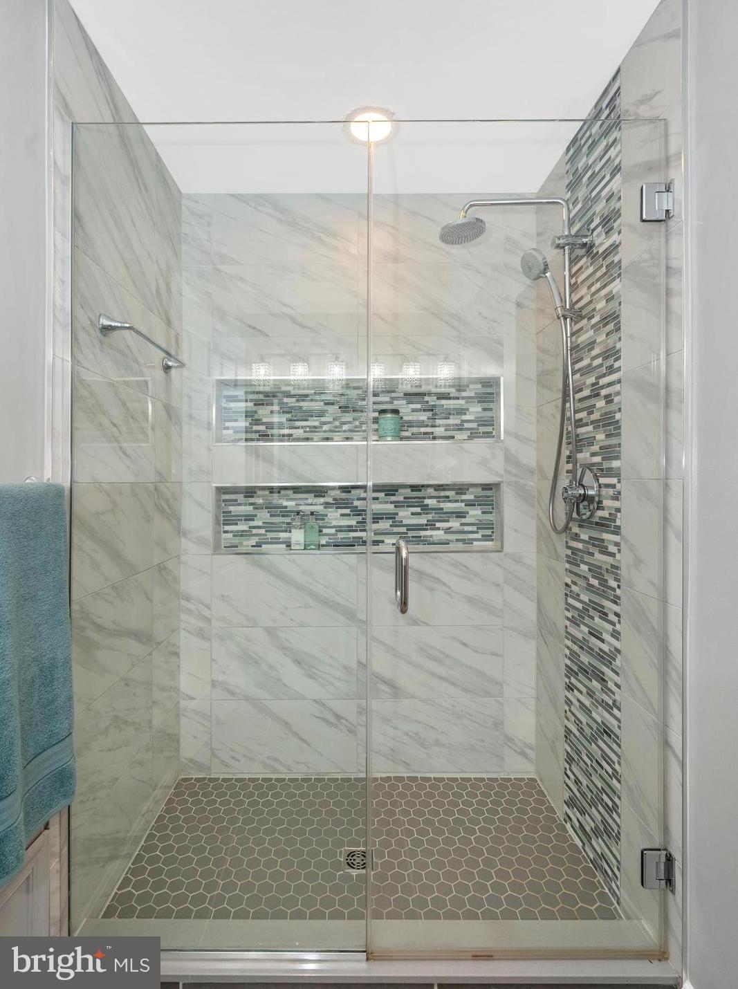 GUNNERS VIEW - Residential