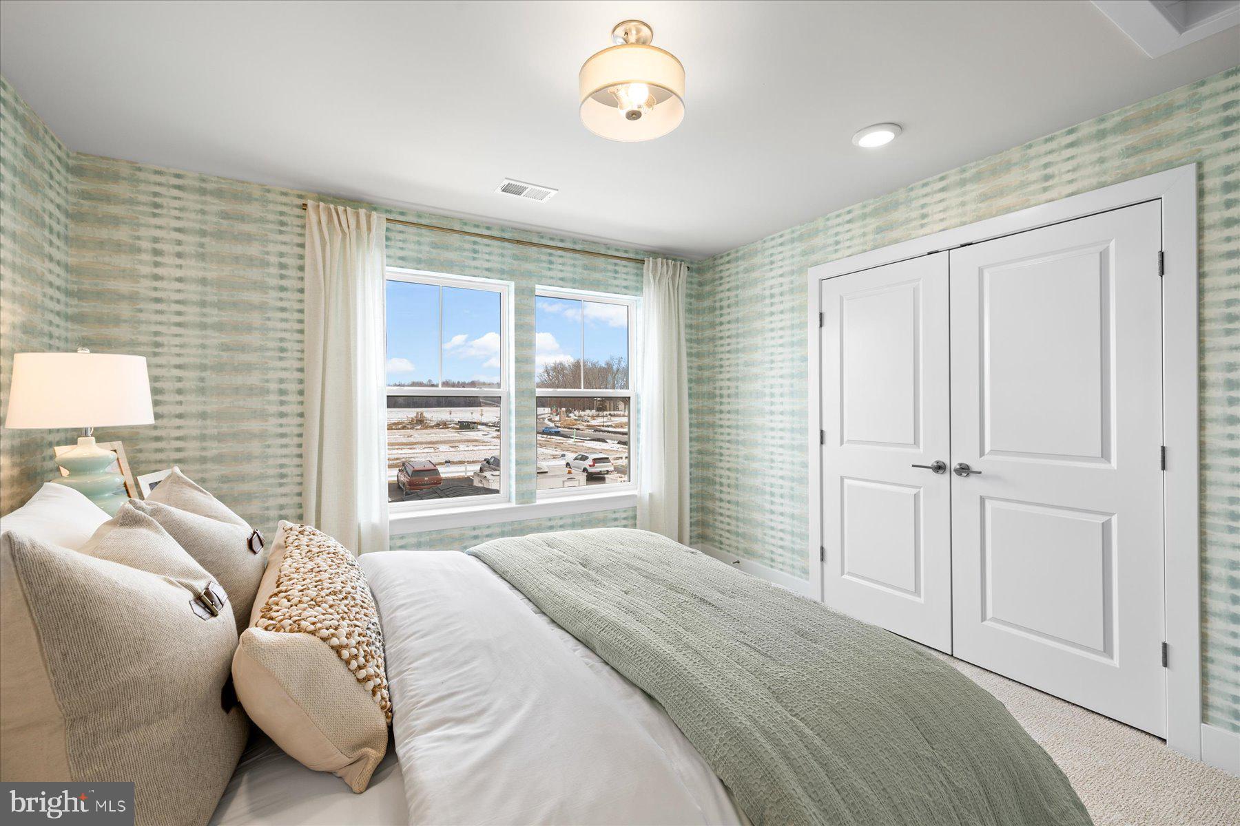 THE GRANARY AT DRAPER FARM - Residential