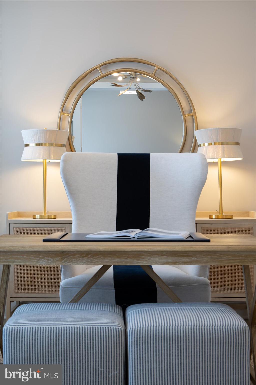 THE GRANARY AT DRAPER FARM - Residential