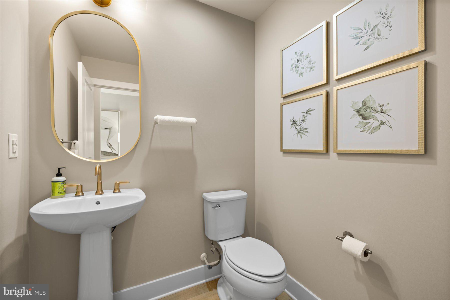 THE GRANARY AT DRAPER FARM - Residential