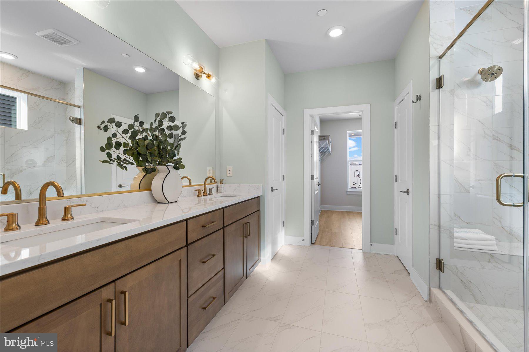 THE GRANARY AT DRAPER FARM - Residential