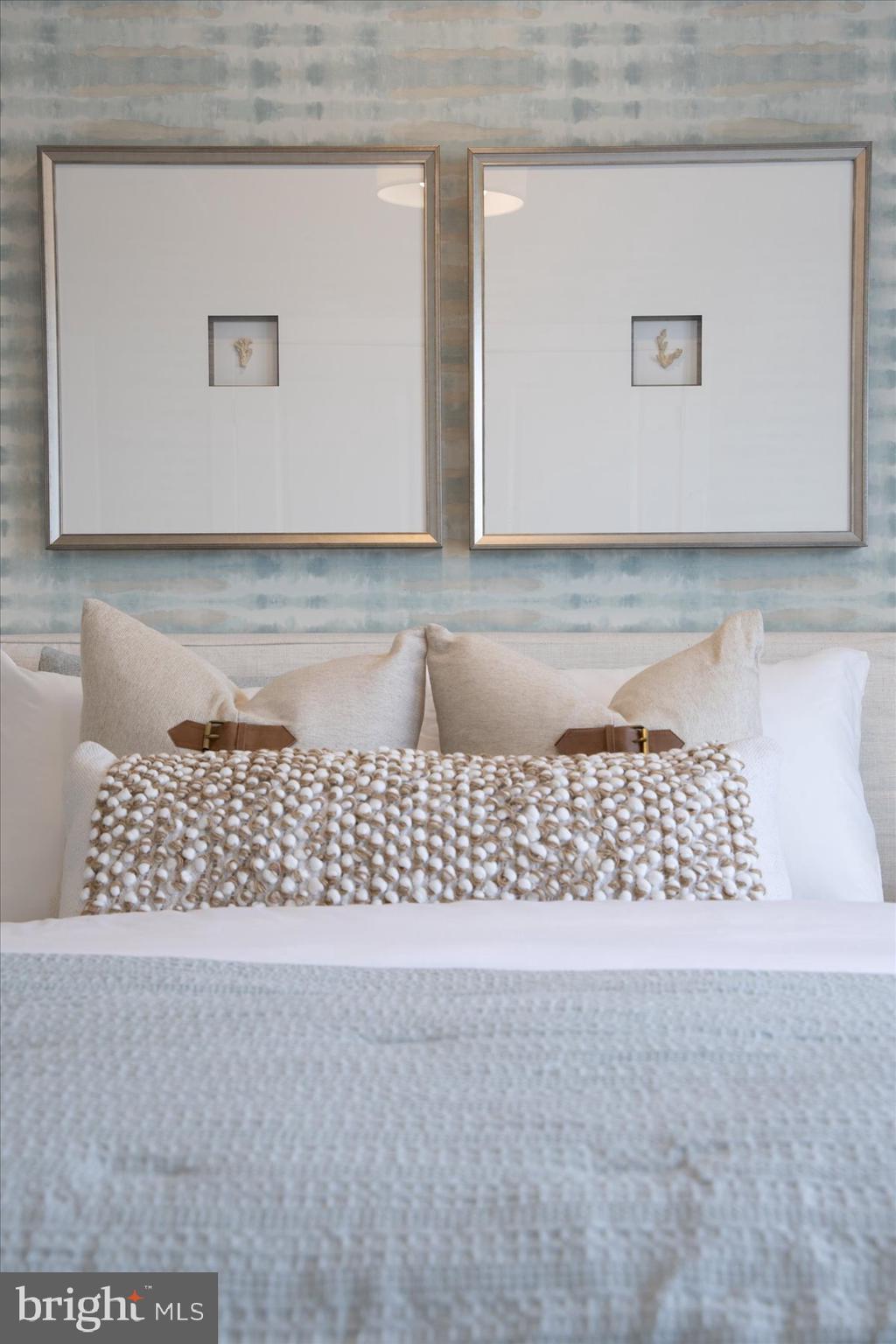 THE GRANARY AT DRAPER FARM - Residential