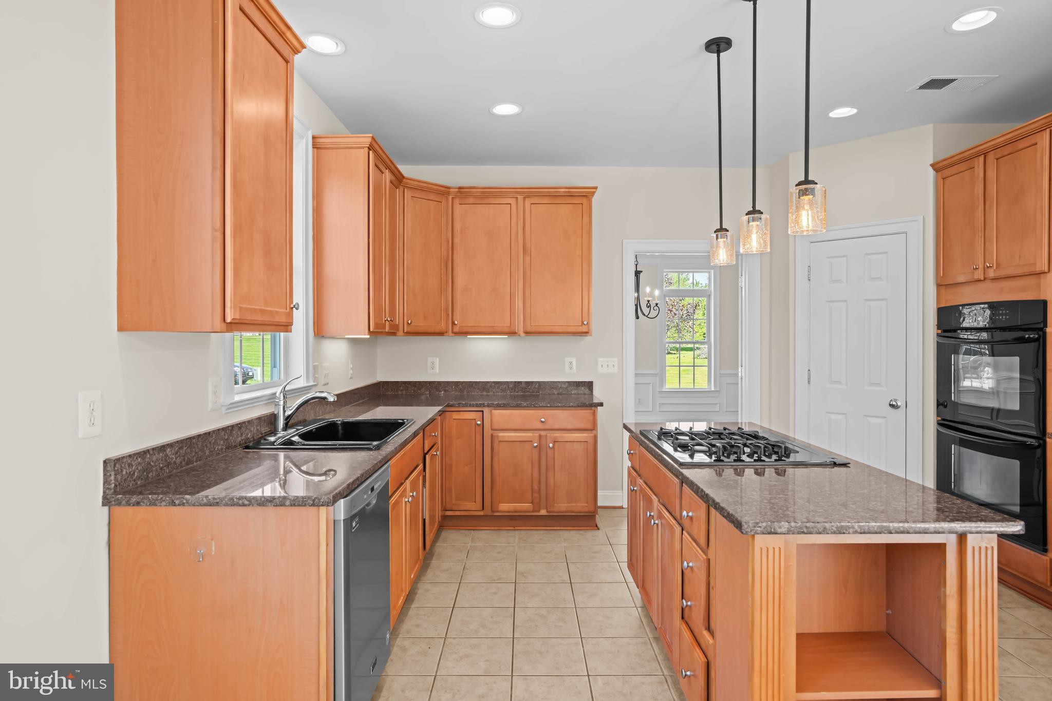 WATERFIELD HAMLET - Residential