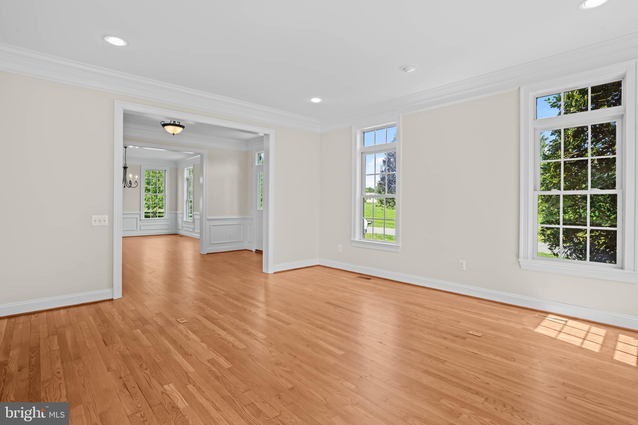 WATERFIELD HAMLET - Residential