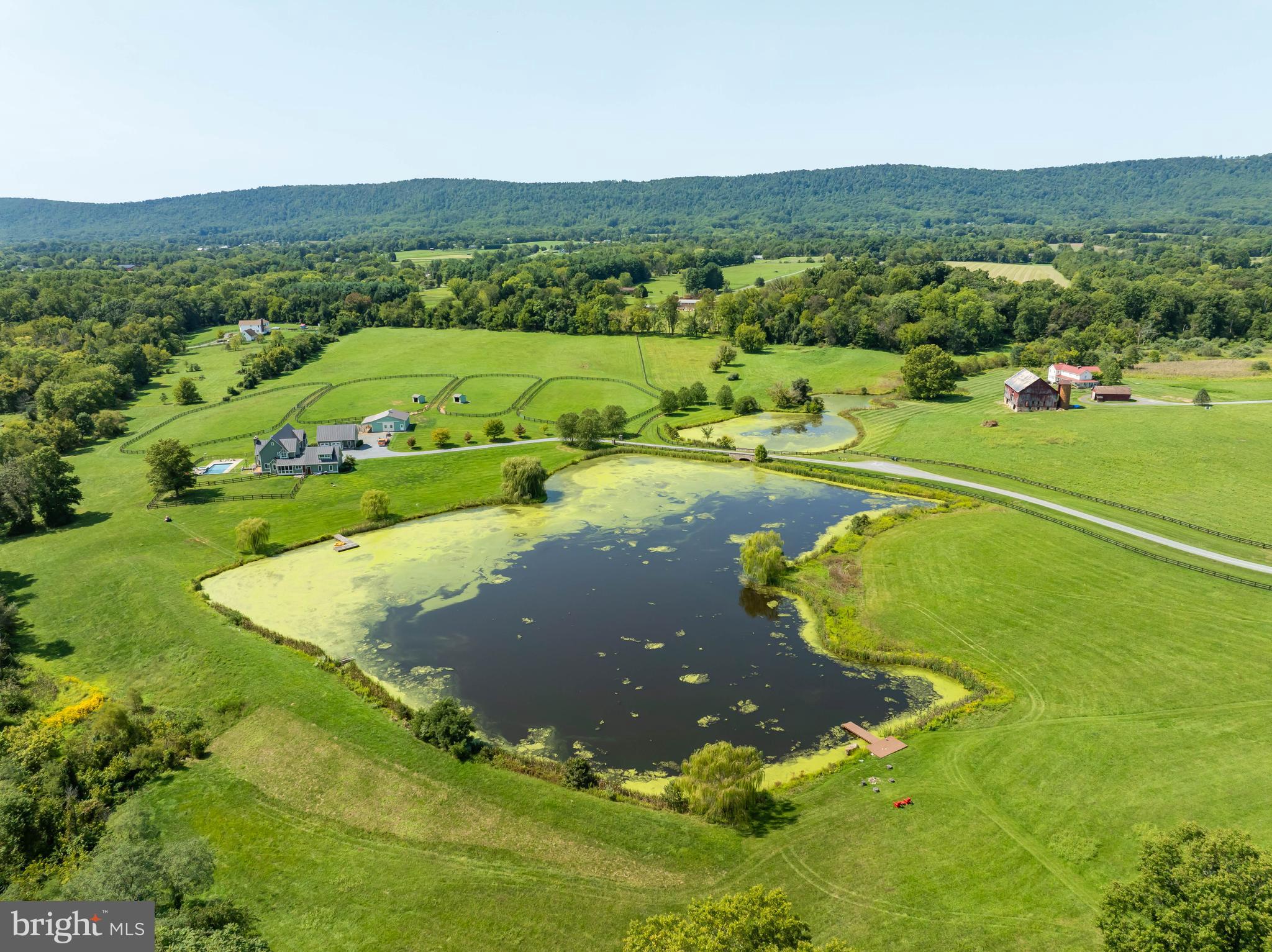 WATERFIELD HAMLET - Residential