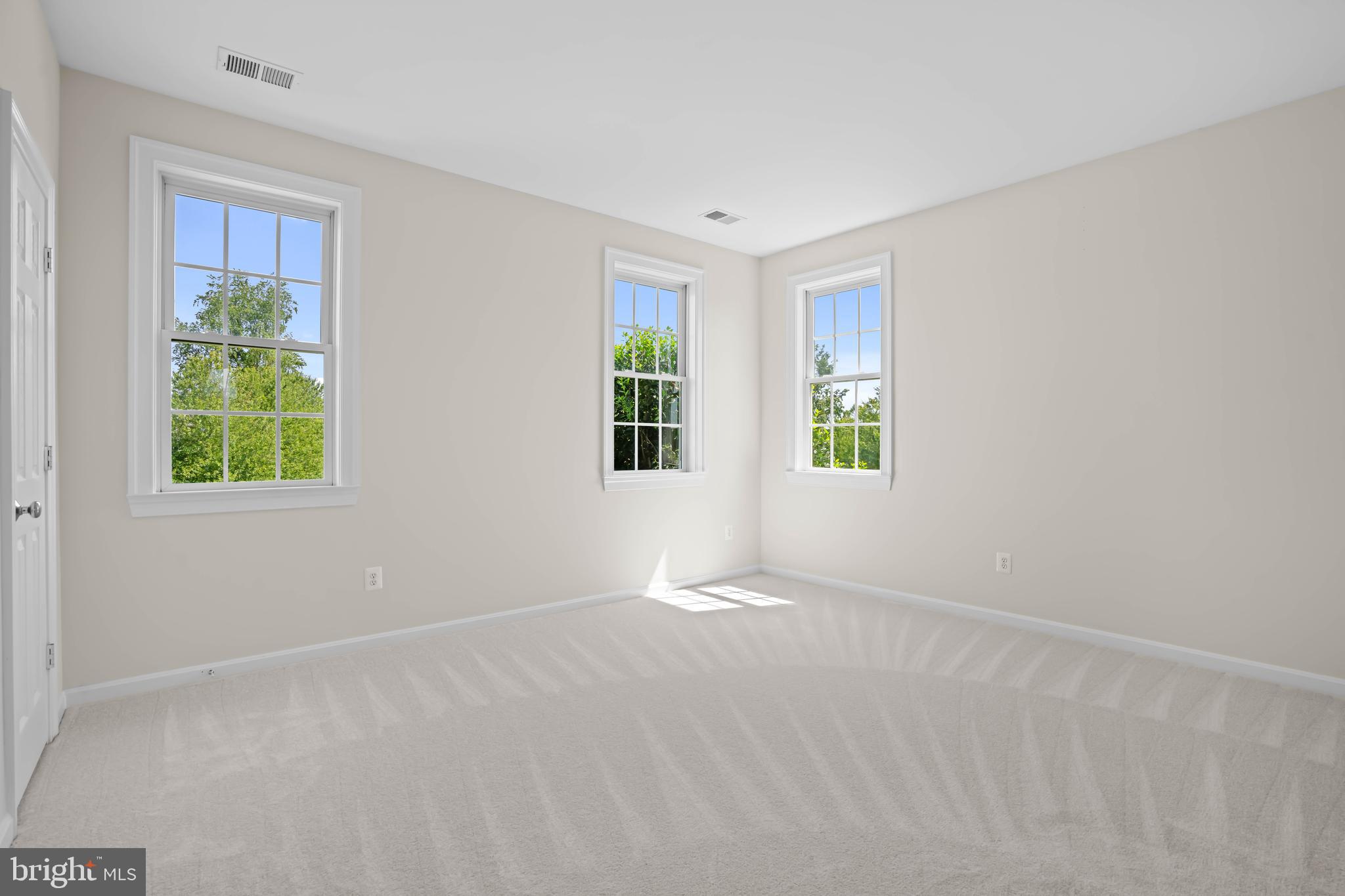 WATERFIELD HAMLET - Residential