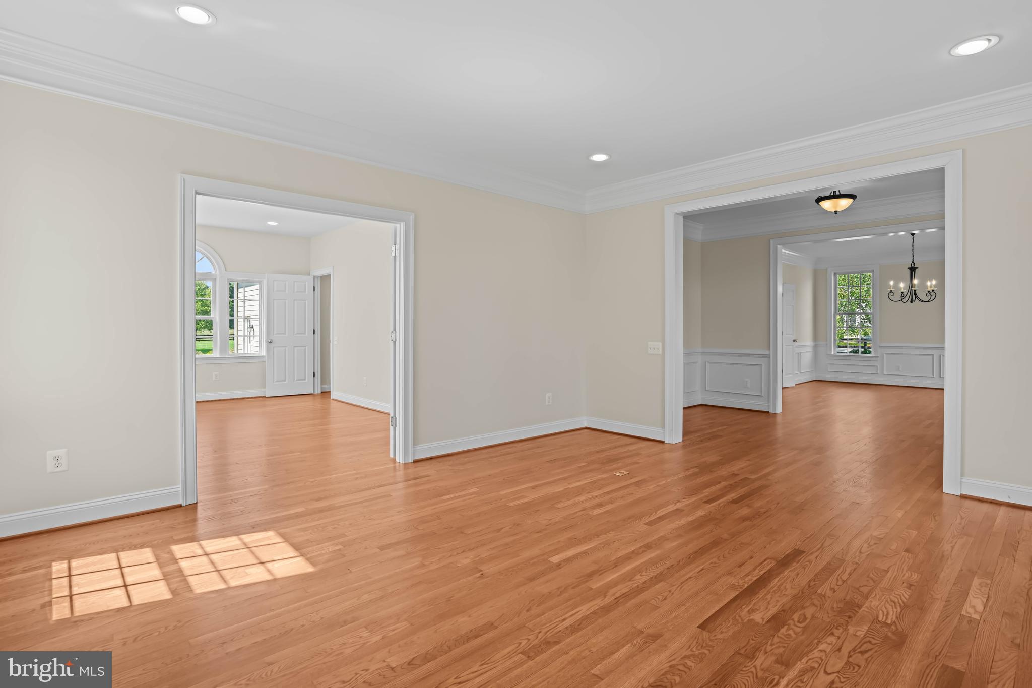 WATERFIELD HAMLET - Residential