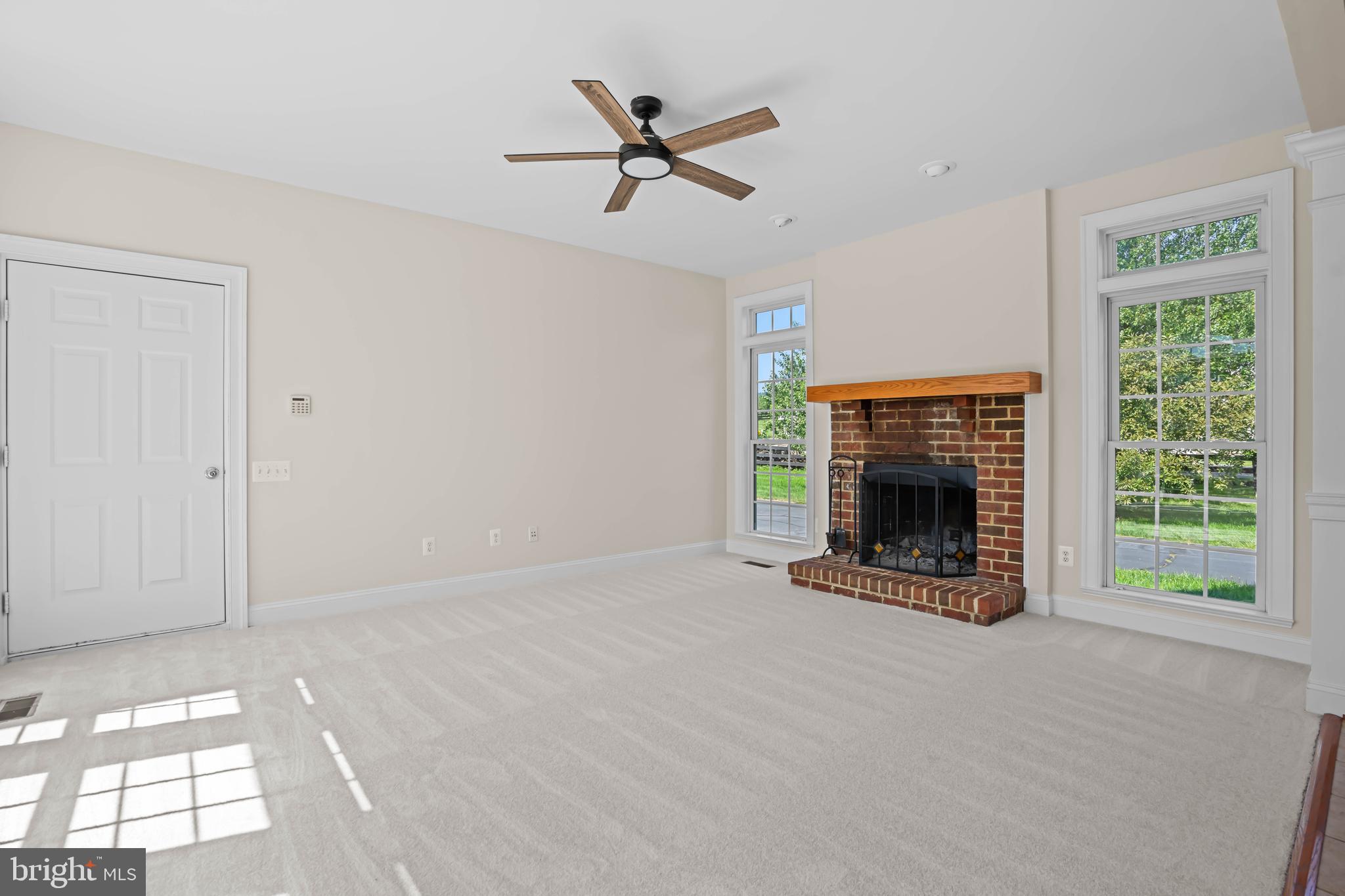 WATERFIELD HAMLET - Residential