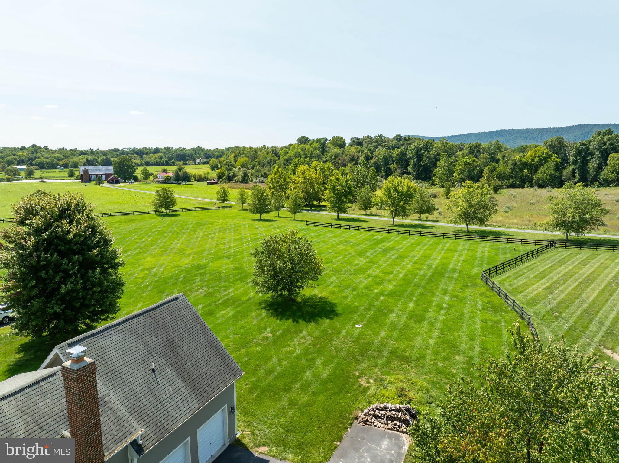 WATERFIELD HAMLET - Residential