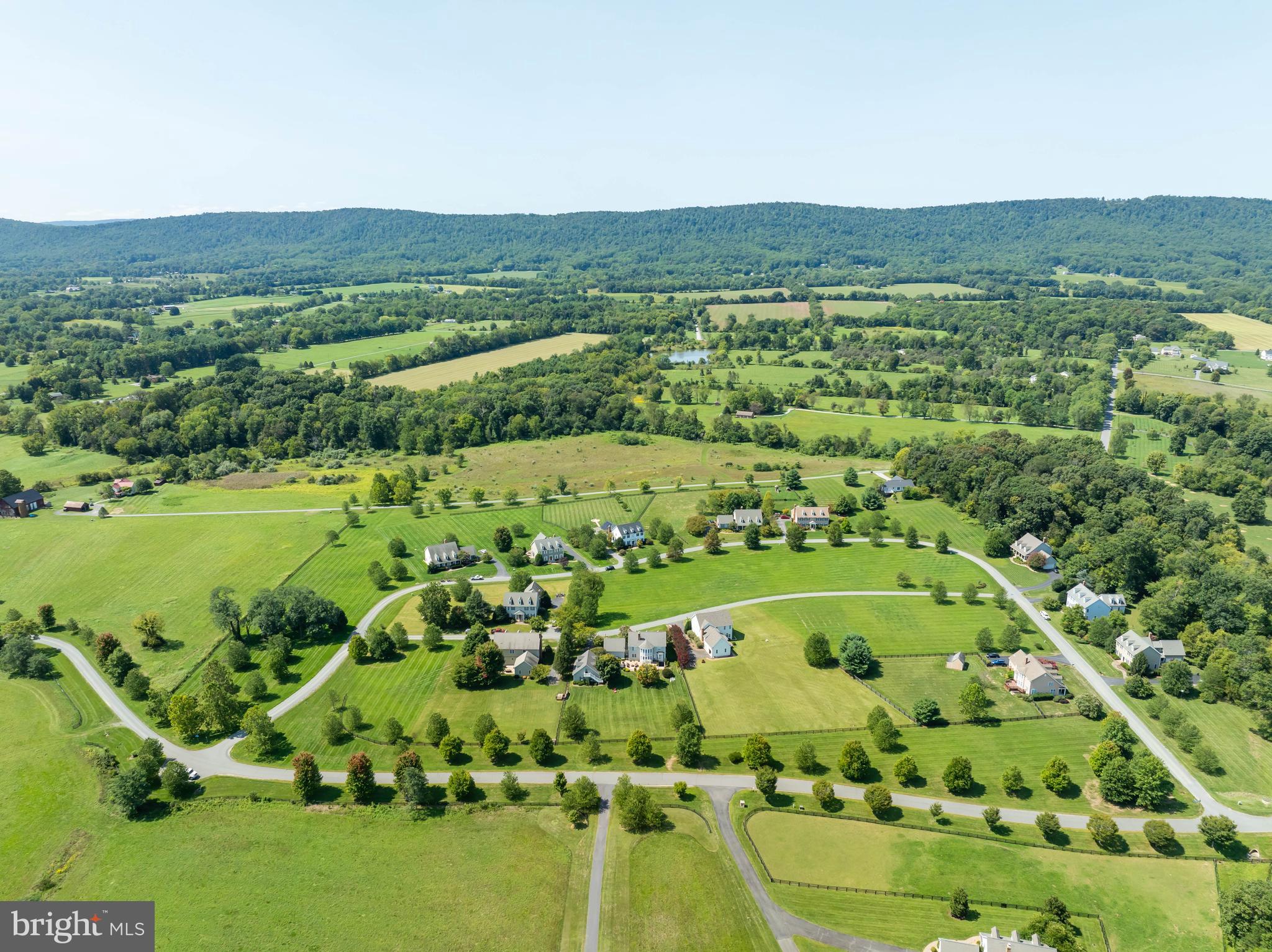 WATERFIELD HAMLET - Residential