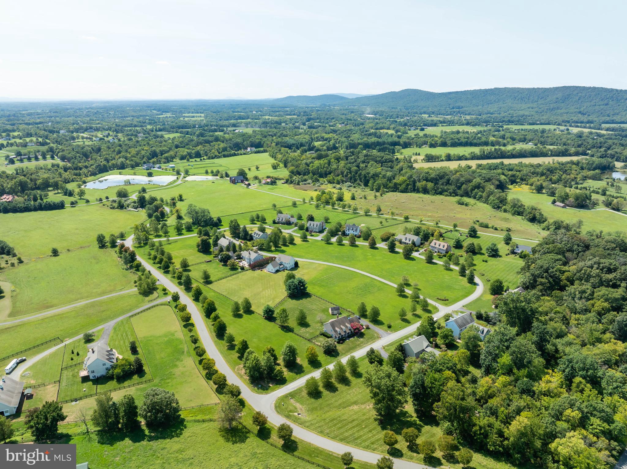 WATERFIELD HAMLET - Residential