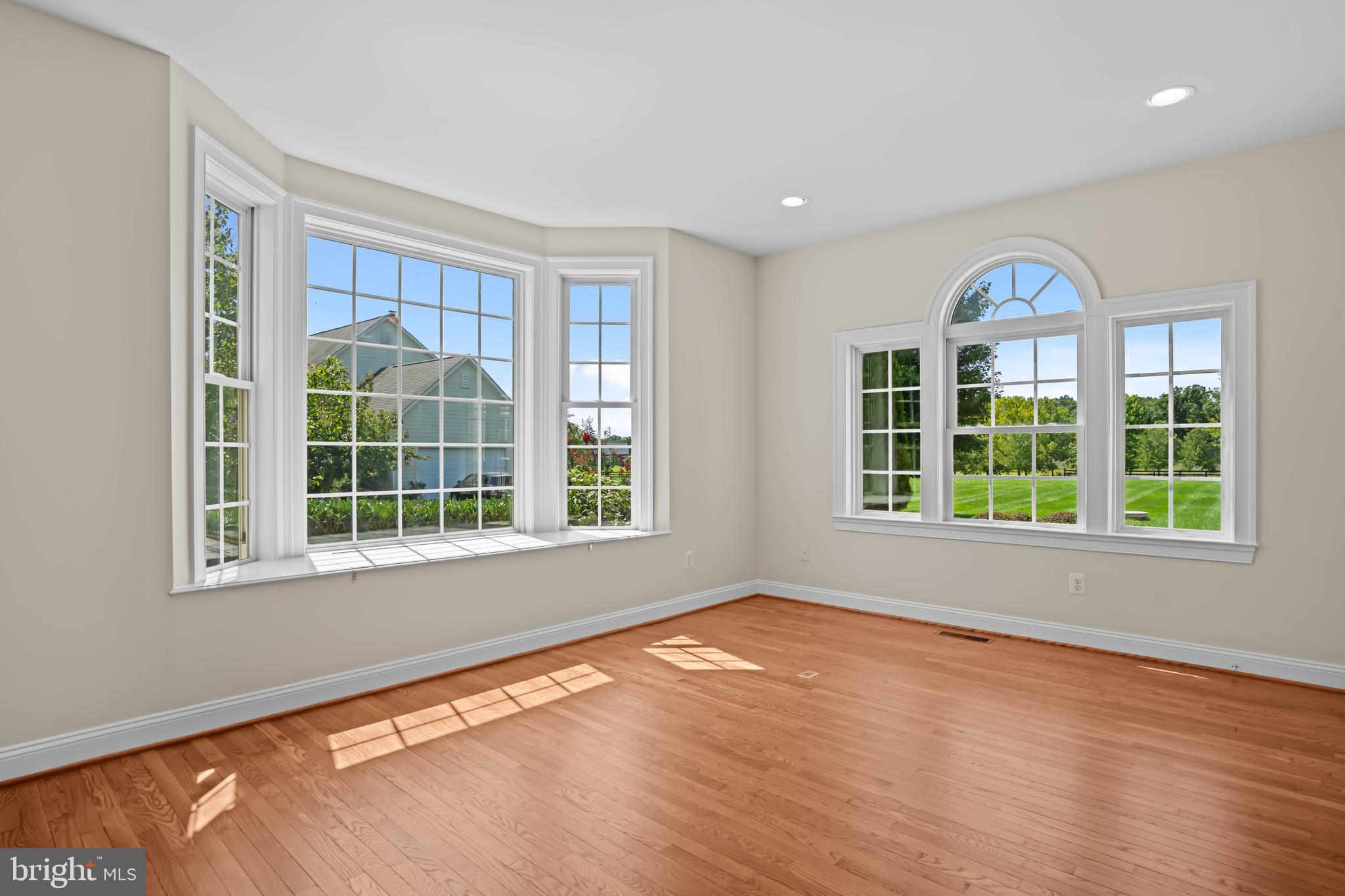 WATERFIELD HAMLET - Residential