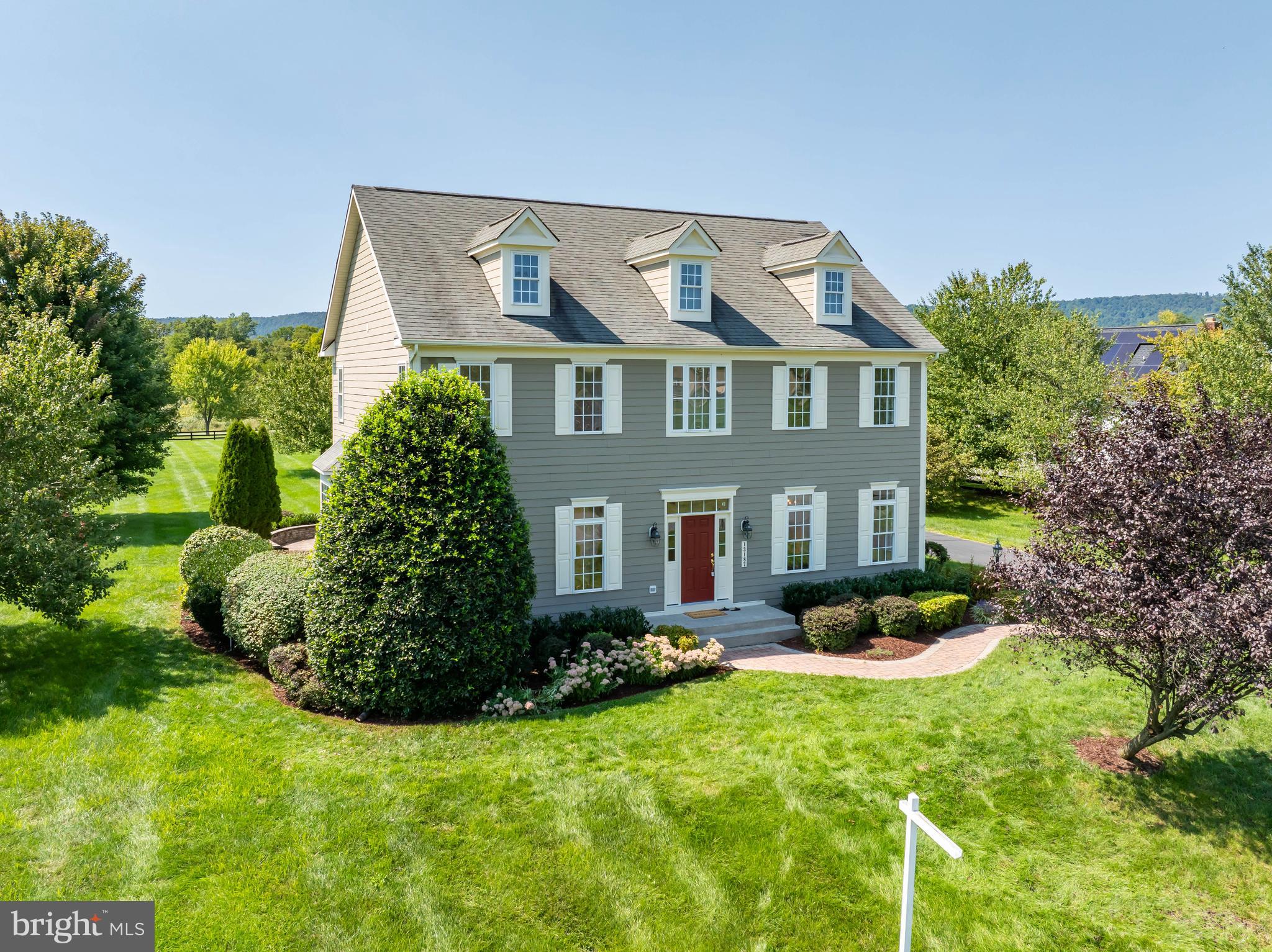 WATERFIELD HAMLET - Residential