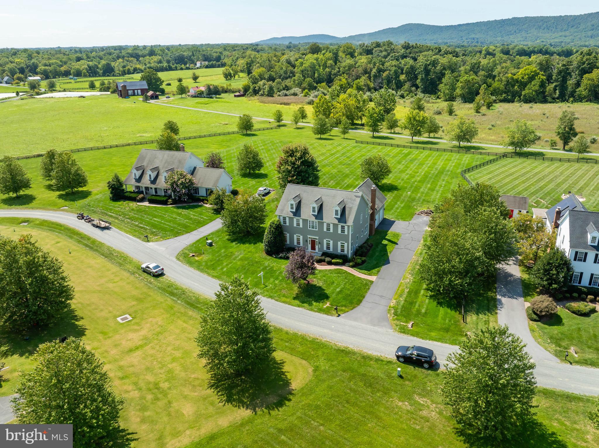 WATERFIELD HAMLET - Residential