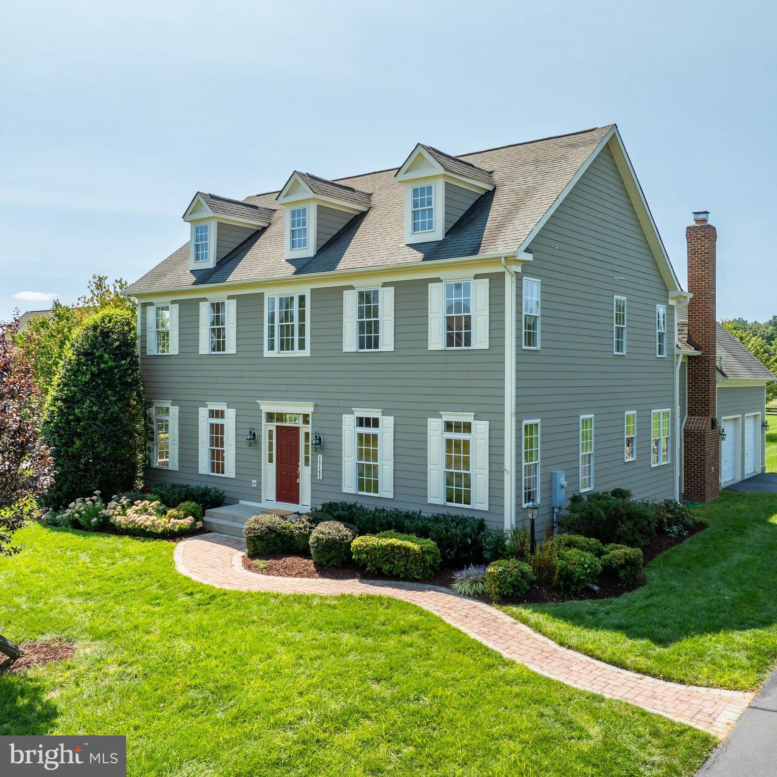 WATERFIELD HAMLET - Residential