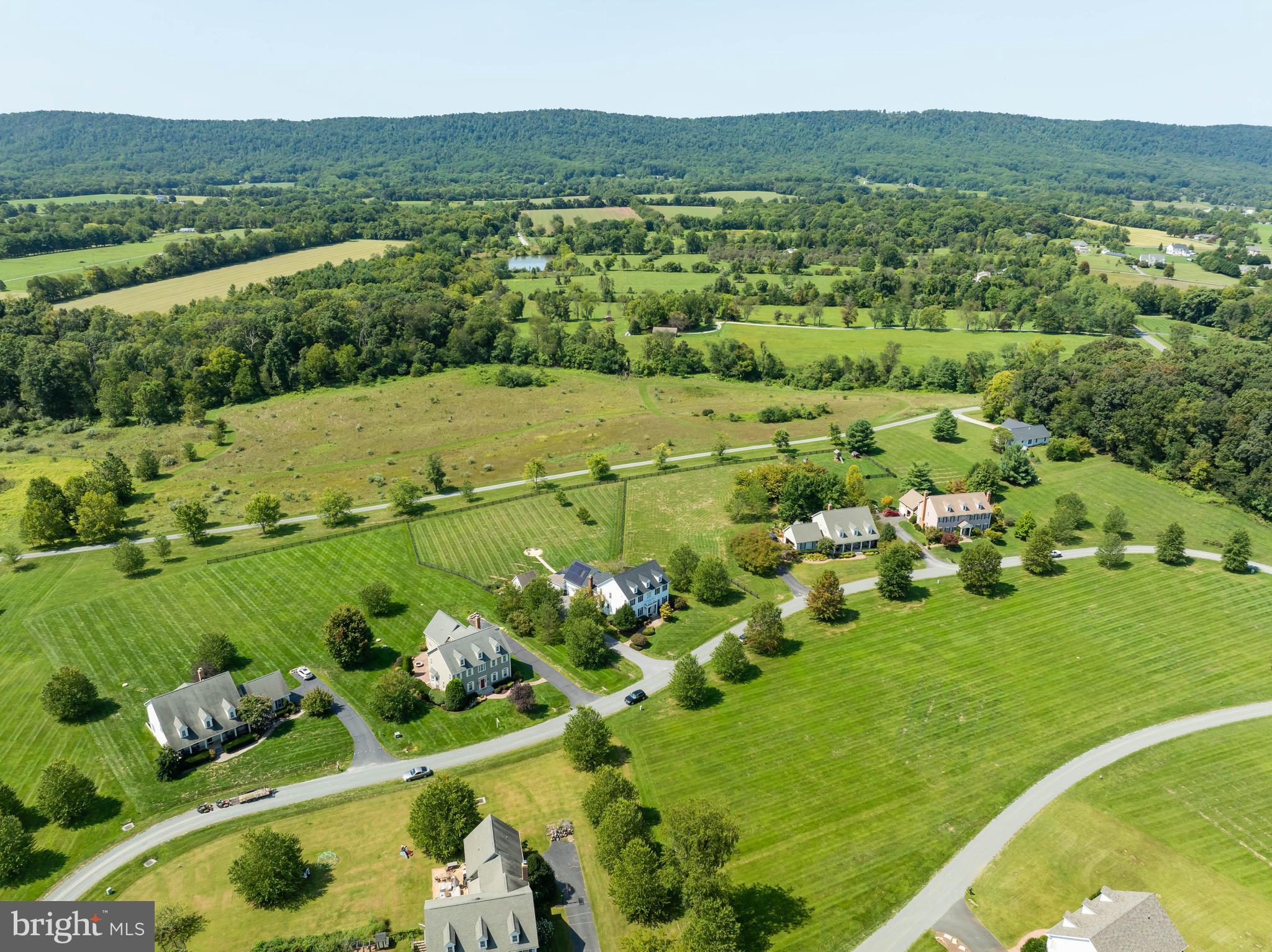 WATERFIELD HAMLET - Residential