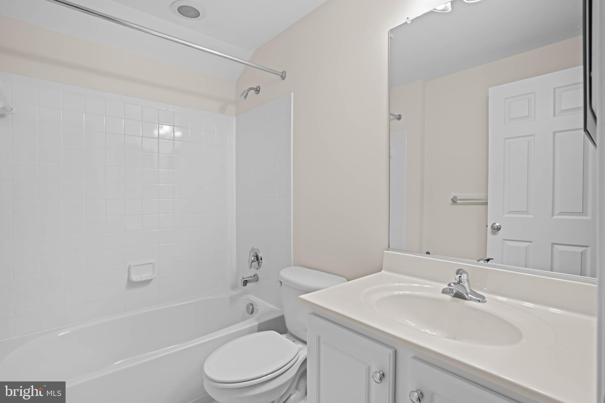 WATERFIELD HAMLET - Residential