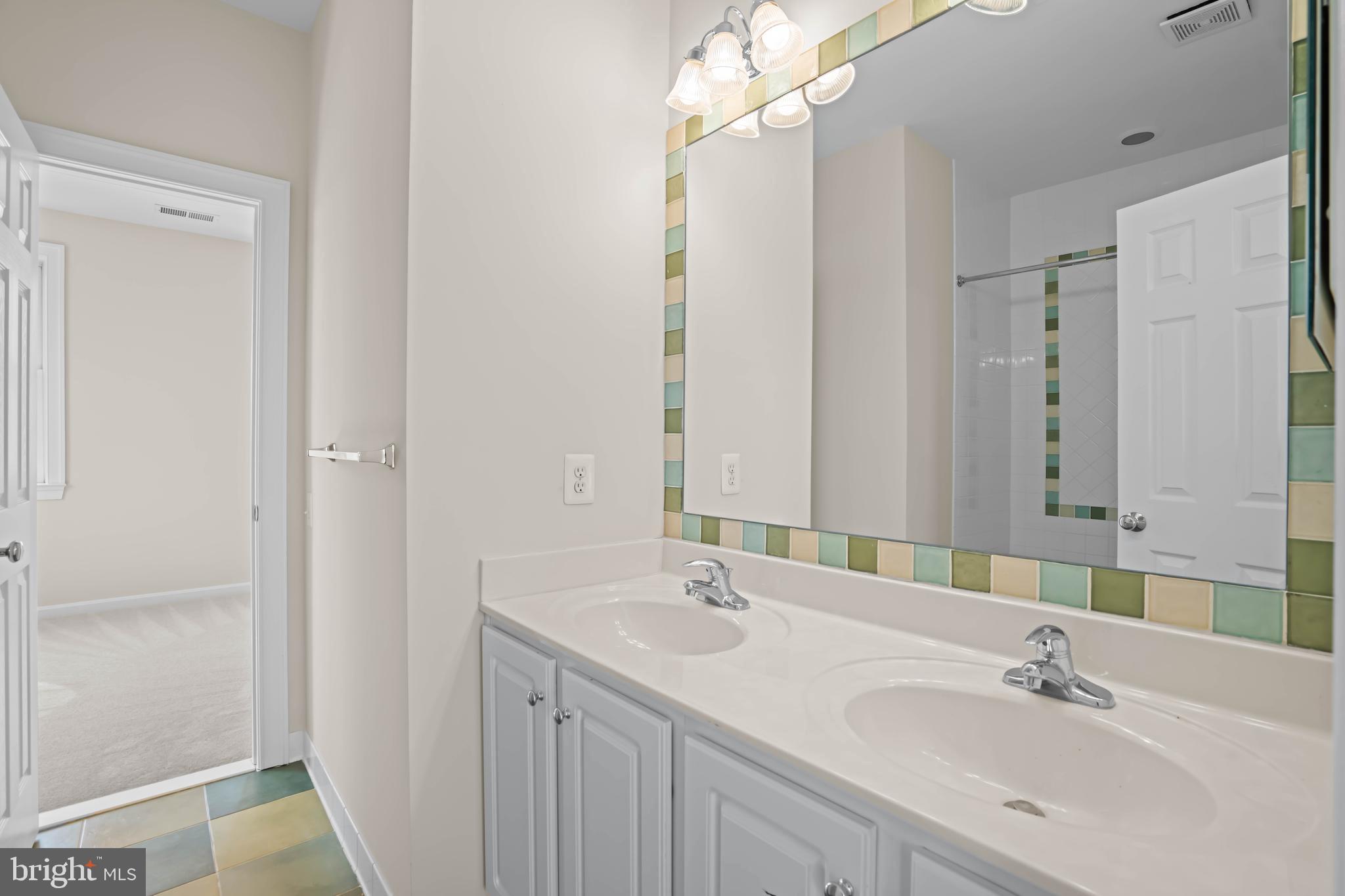 WATERFIELD HAMLET - Residential