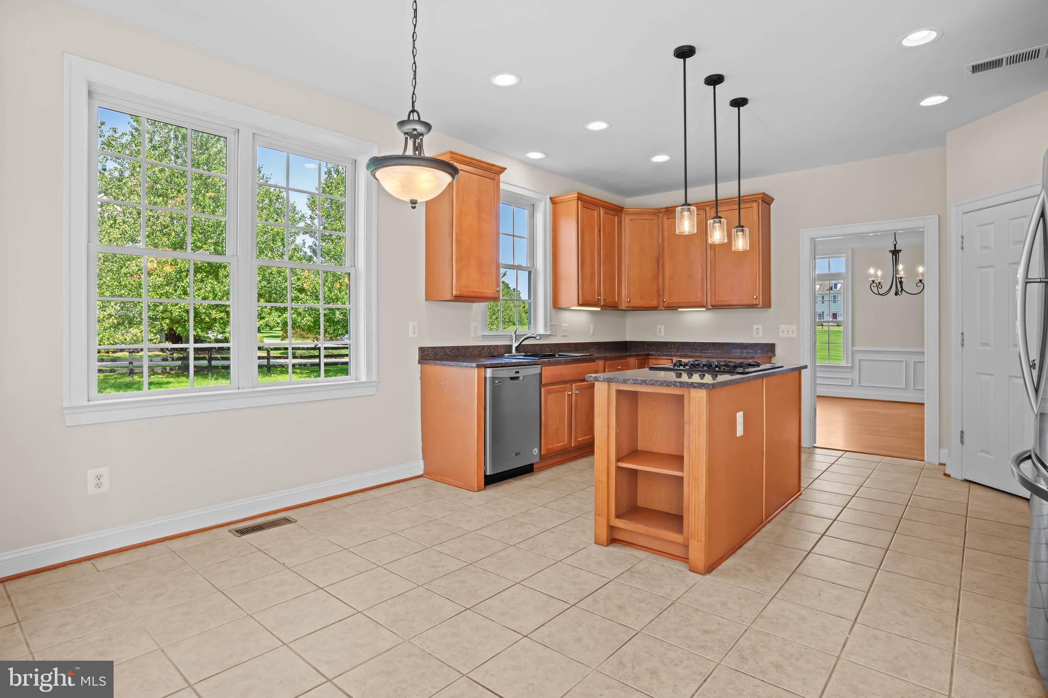 WATERFIELD HAMLET - Residential