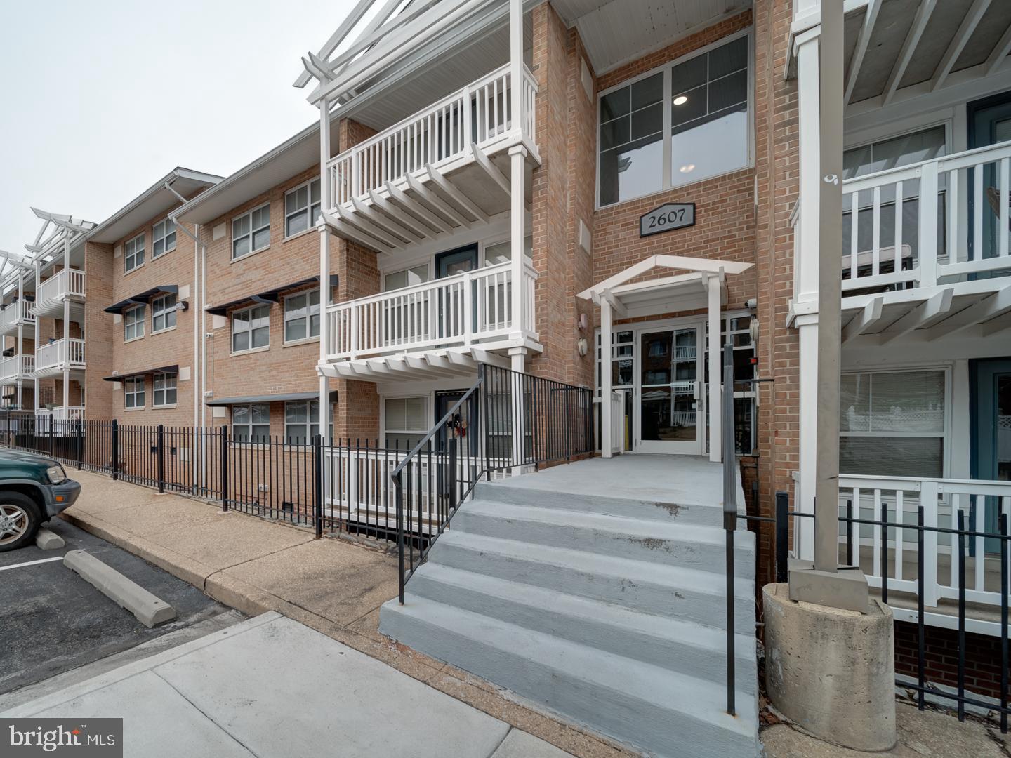2607 DOUGLASS ROAD SE 302