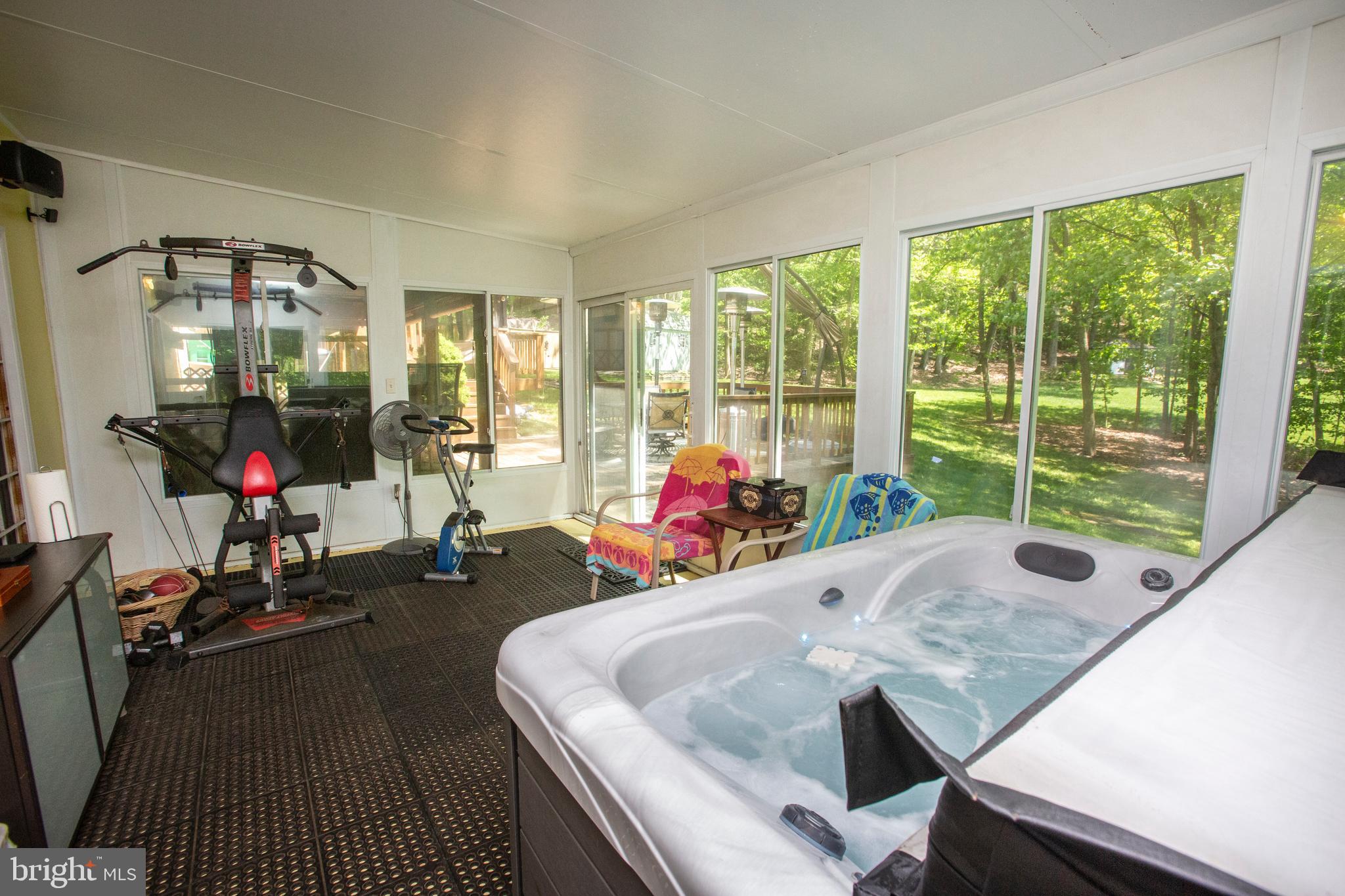 COLLINGTON ESTATES - Residential